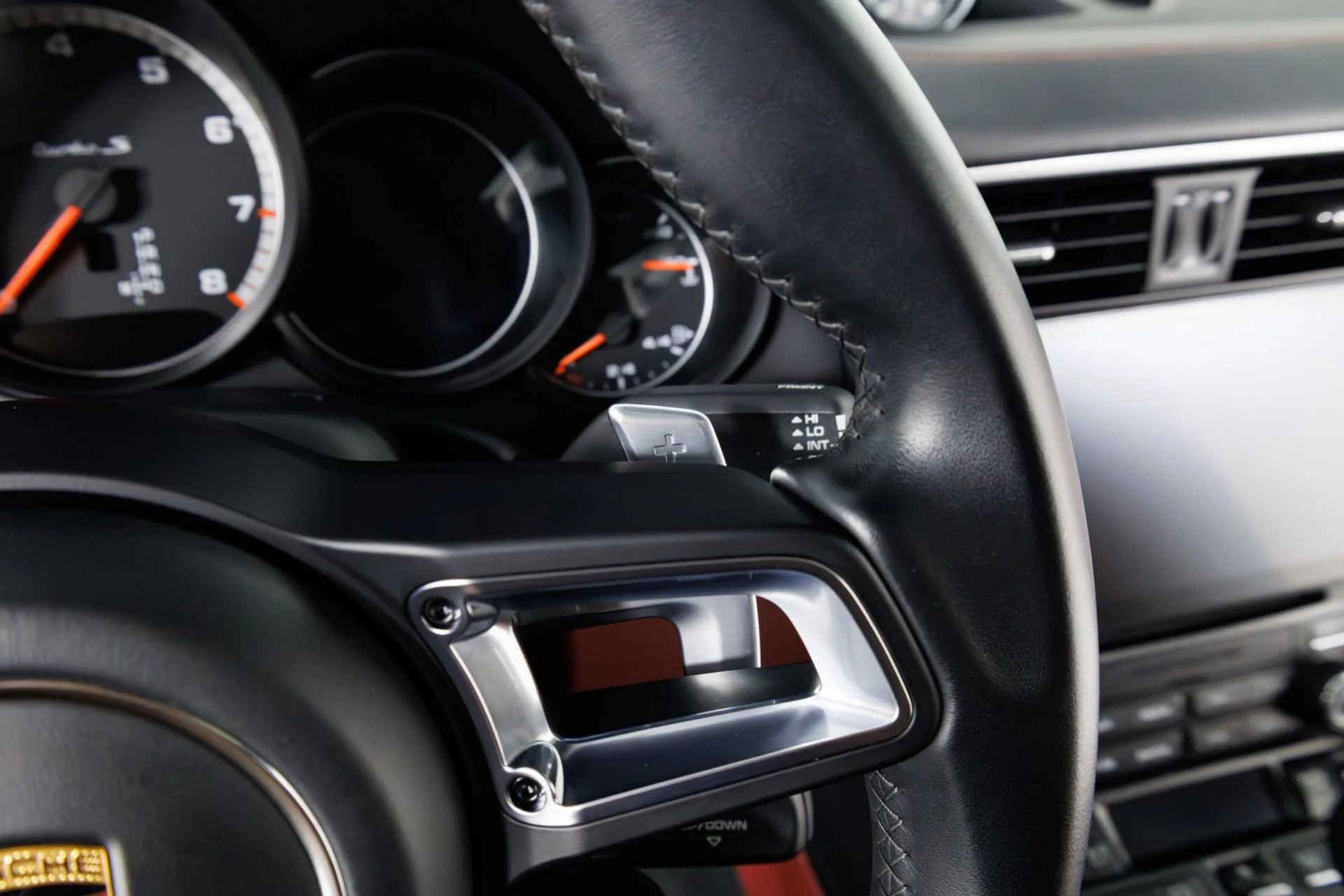 mph021_1116213605_Used_2017_Porsche_911_Turbo_S_1773337576_6770761a86