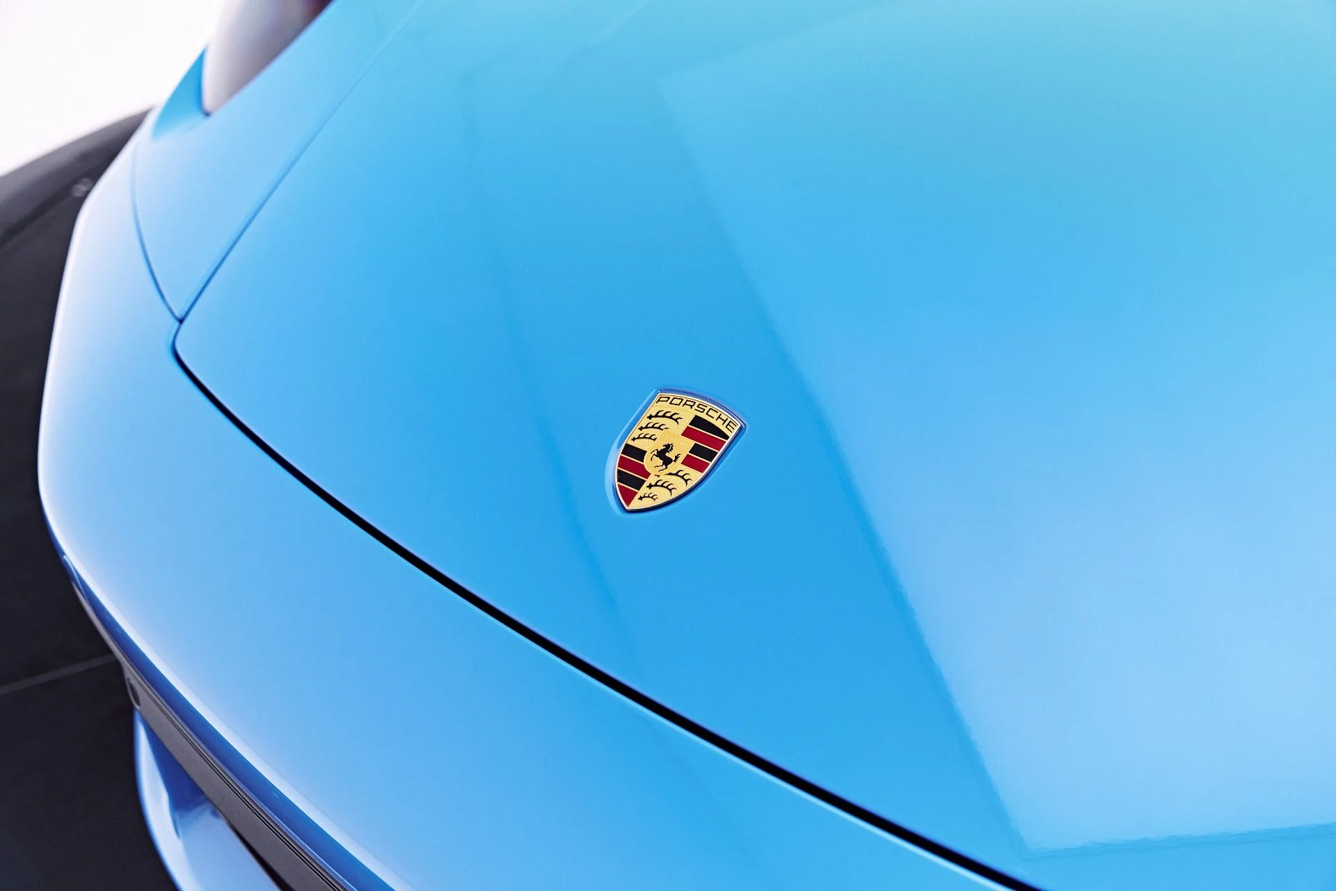 mph021_1123126831_Used_2023_Porsche_911_Turbo_S_1777508490_f5df43e012