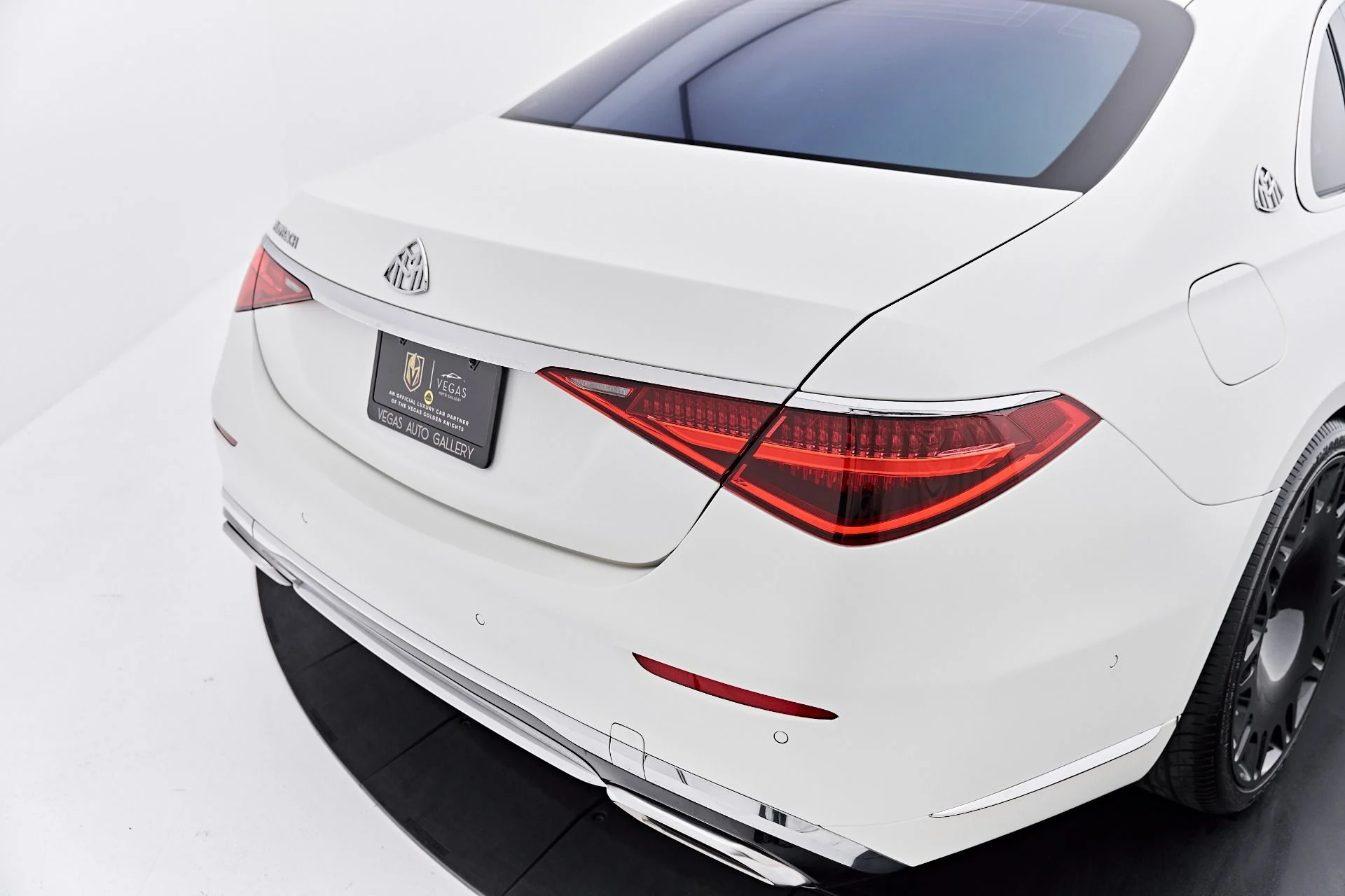 mph021_1125646933_Used_2022_Mercedes_Benz_S_Class_Maybach_S_580_1788213252_ff3634ce75