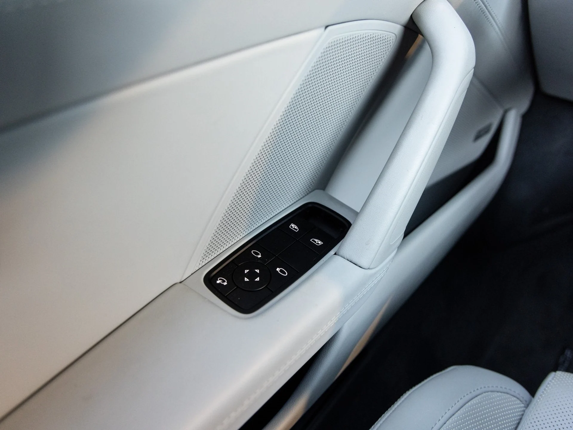 mph021_1126592072_22_43a6fe0583