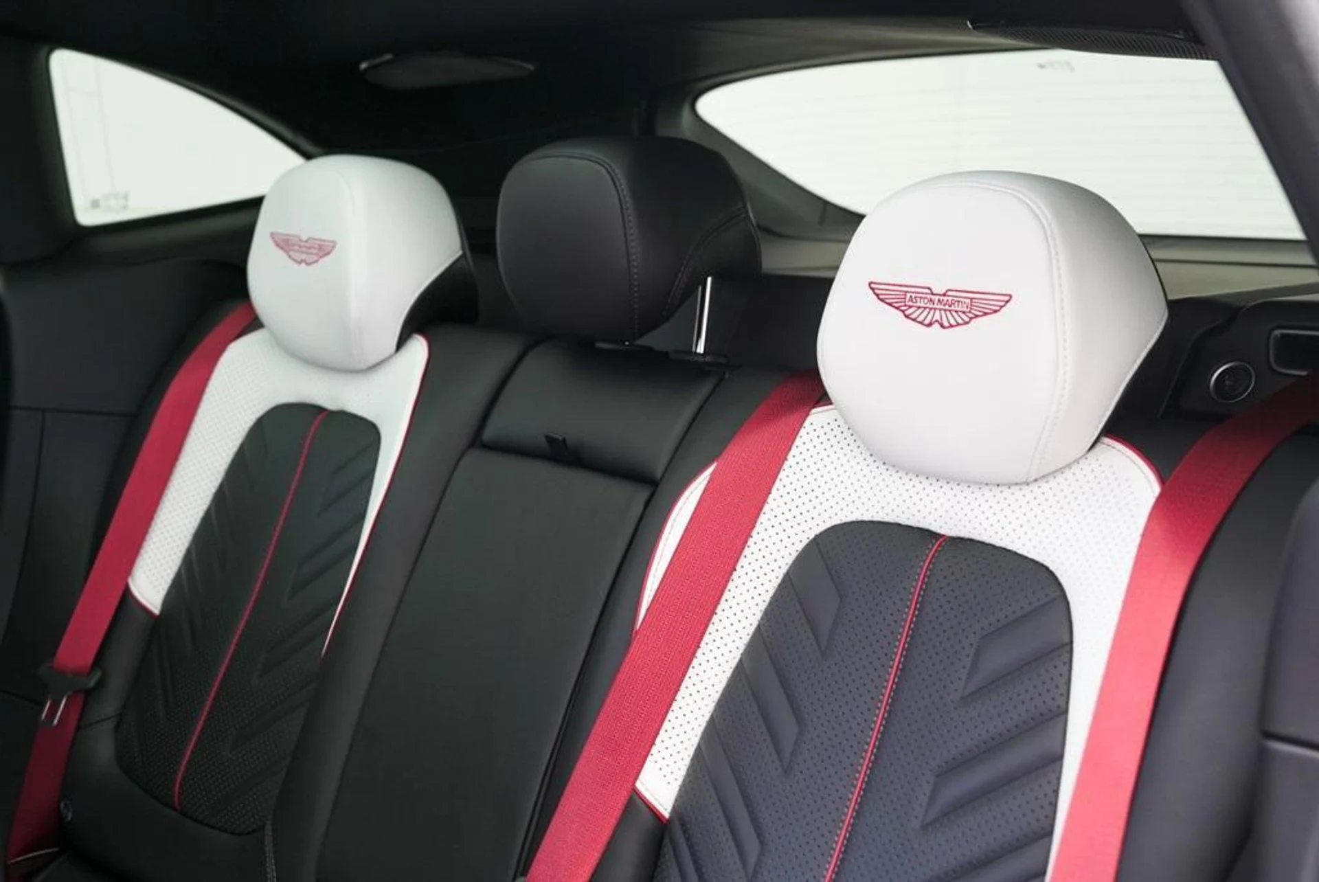 mph021_1131810661_Wk_UE_Hw4_B_Mq_CO_Wvt8_Y7_X_Vb_ASA_f219fc1885