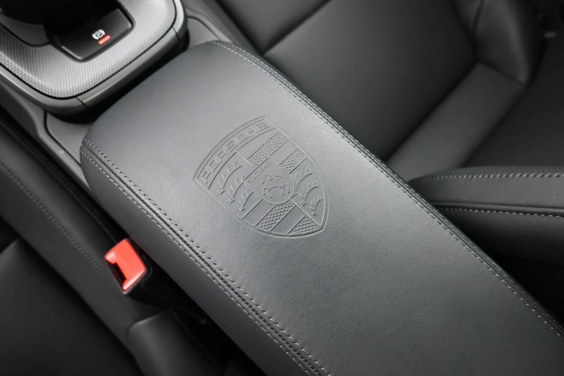 mph021_113957923_2e2e95bd4198f7ee3ef9c80665893f63_79da597a71