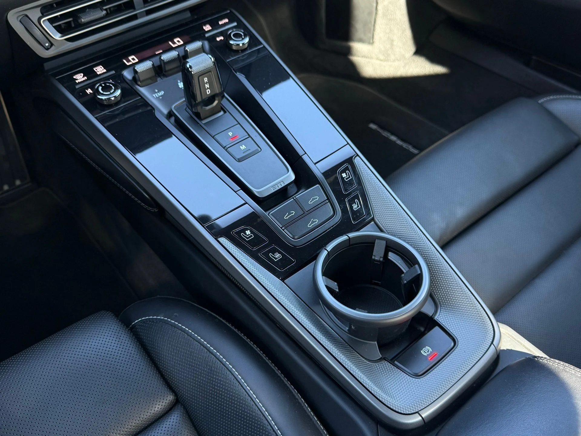 mph021_1144750039_7e4a06856d1413f5b7a1dfdf6f772cb8_ff9877e879