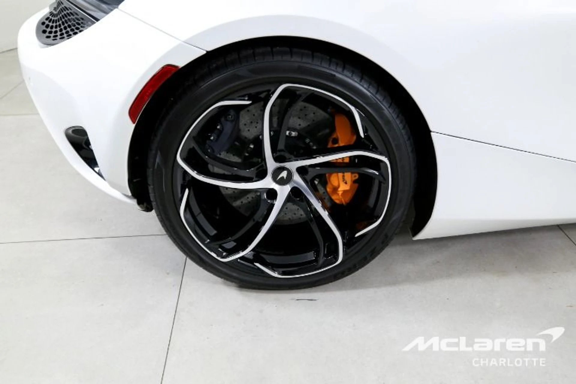 mph021_1144766750_Used_2024_Mc_Laren_750_S_Spider_41bdf97eb9