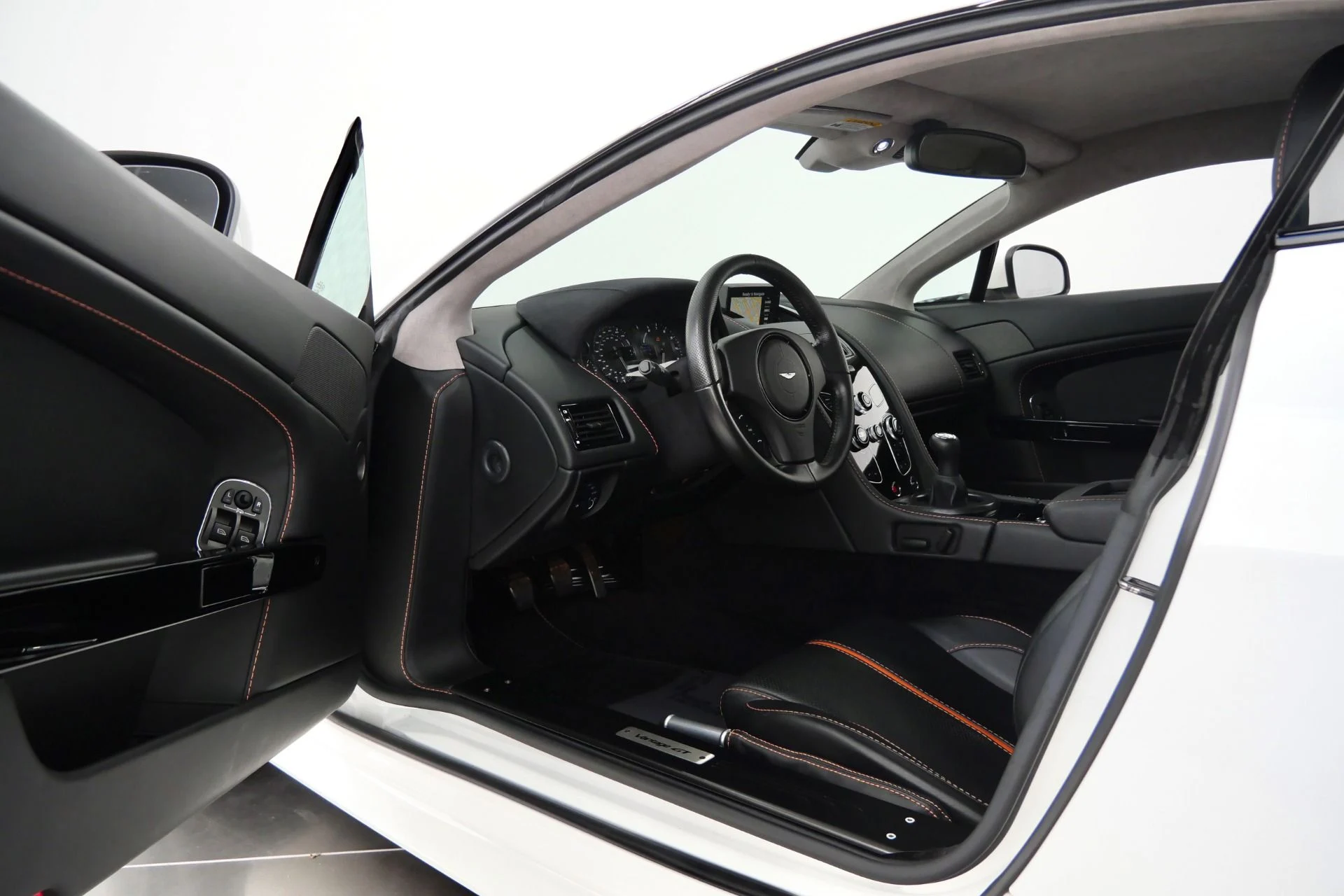 mph021_1157354412_Used_2016_Aston_Martin_V8_Vantage_GT_7_Speed_Manual_Low_Miles_Sport_Exhaust_1777396447_35a0cd37df