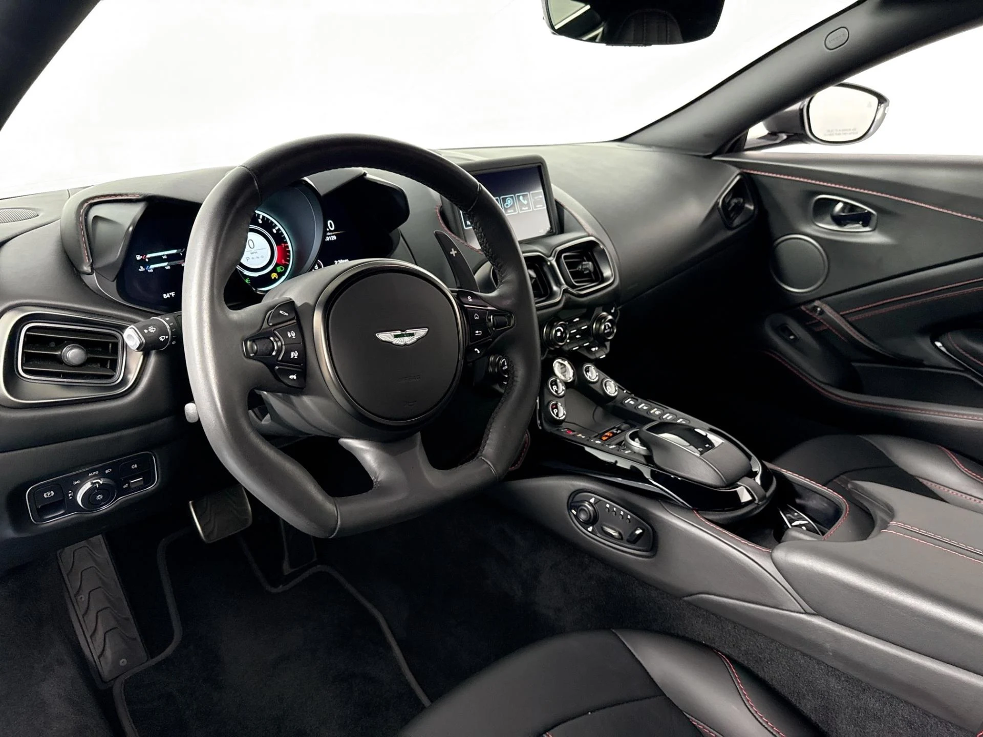 mph021_1163718229_Used_2020_Aston_Martin_Vantage_1784230055_c8e6b26872