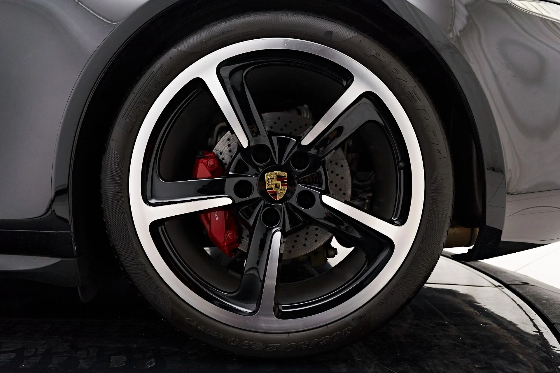 mph021_1165176349_Used_2016_Porsche_911_Targa_4_S_1708643466_a47a7ead47