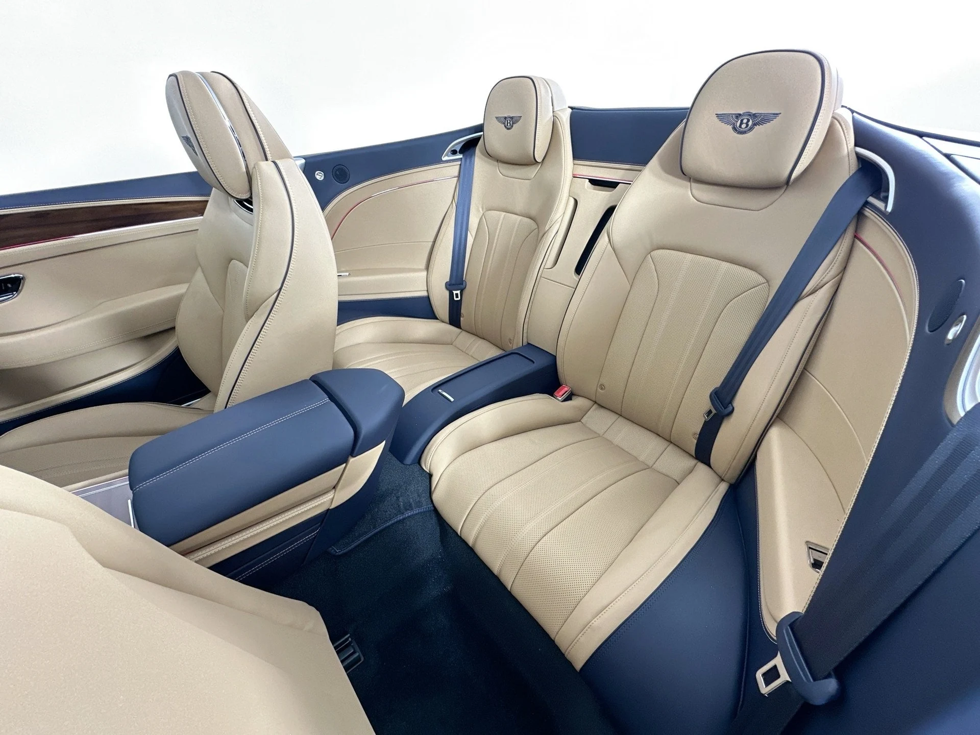 mph021_1166723052_22_9e3f9233b6