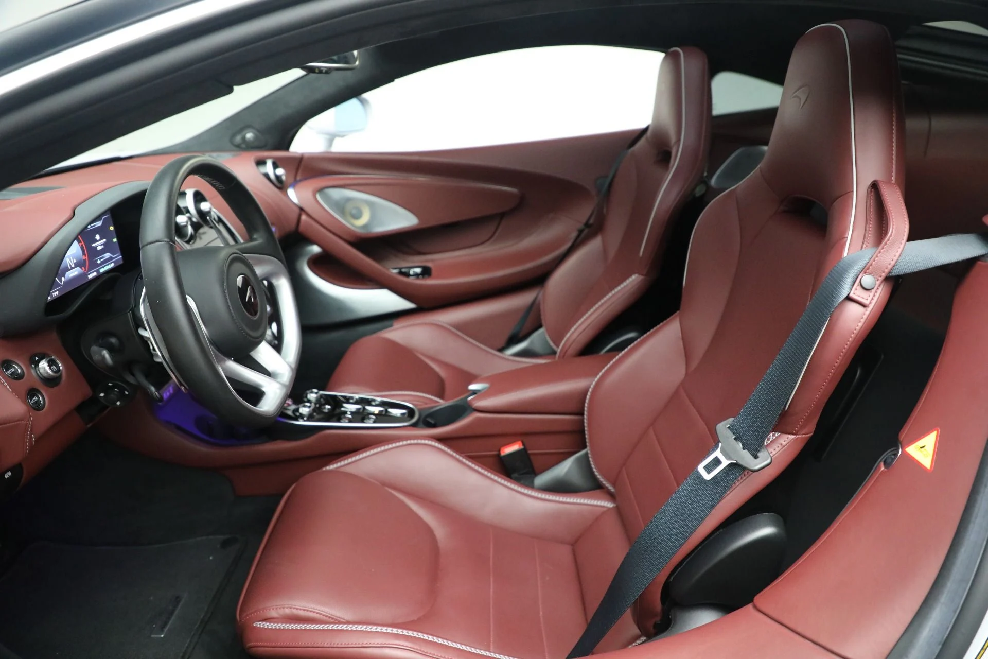 mph021_1170286800_Used_2023_Mc_Laren_GT_Luxe_10441f7ea9