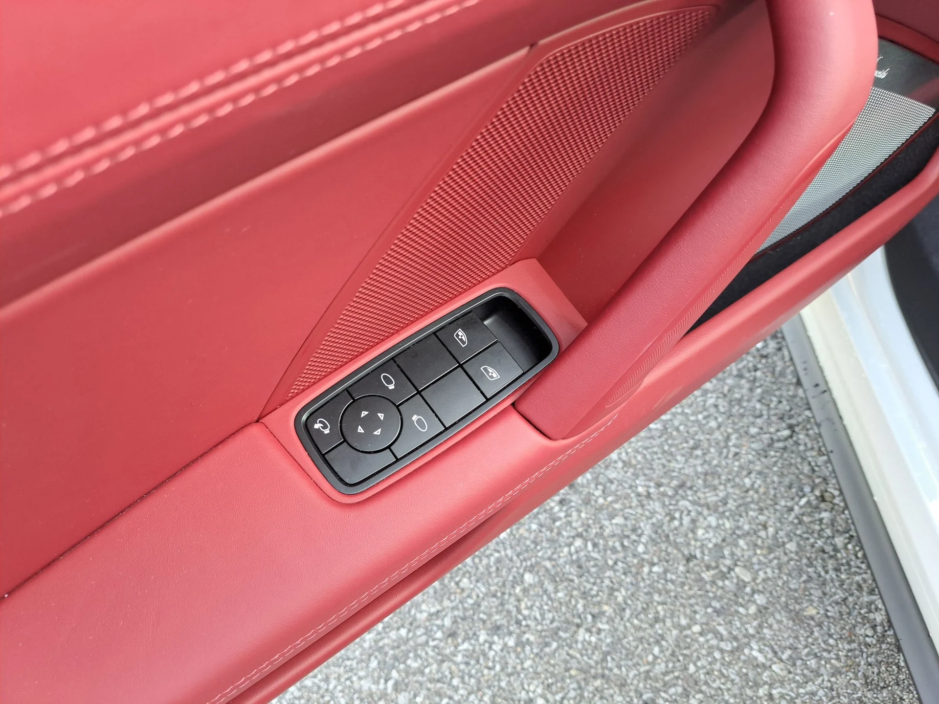 mph021_1173441347_caa7f0afa506c7cd8e92811950d5c42ax_aca528df68