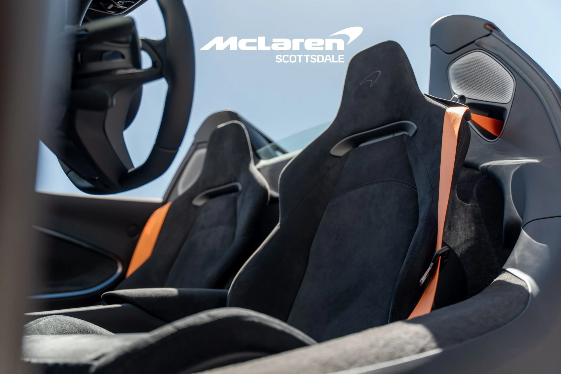 mph021_1175756707_Used_2026_MCLAREN_ARTURA_1760765470_feea772c44