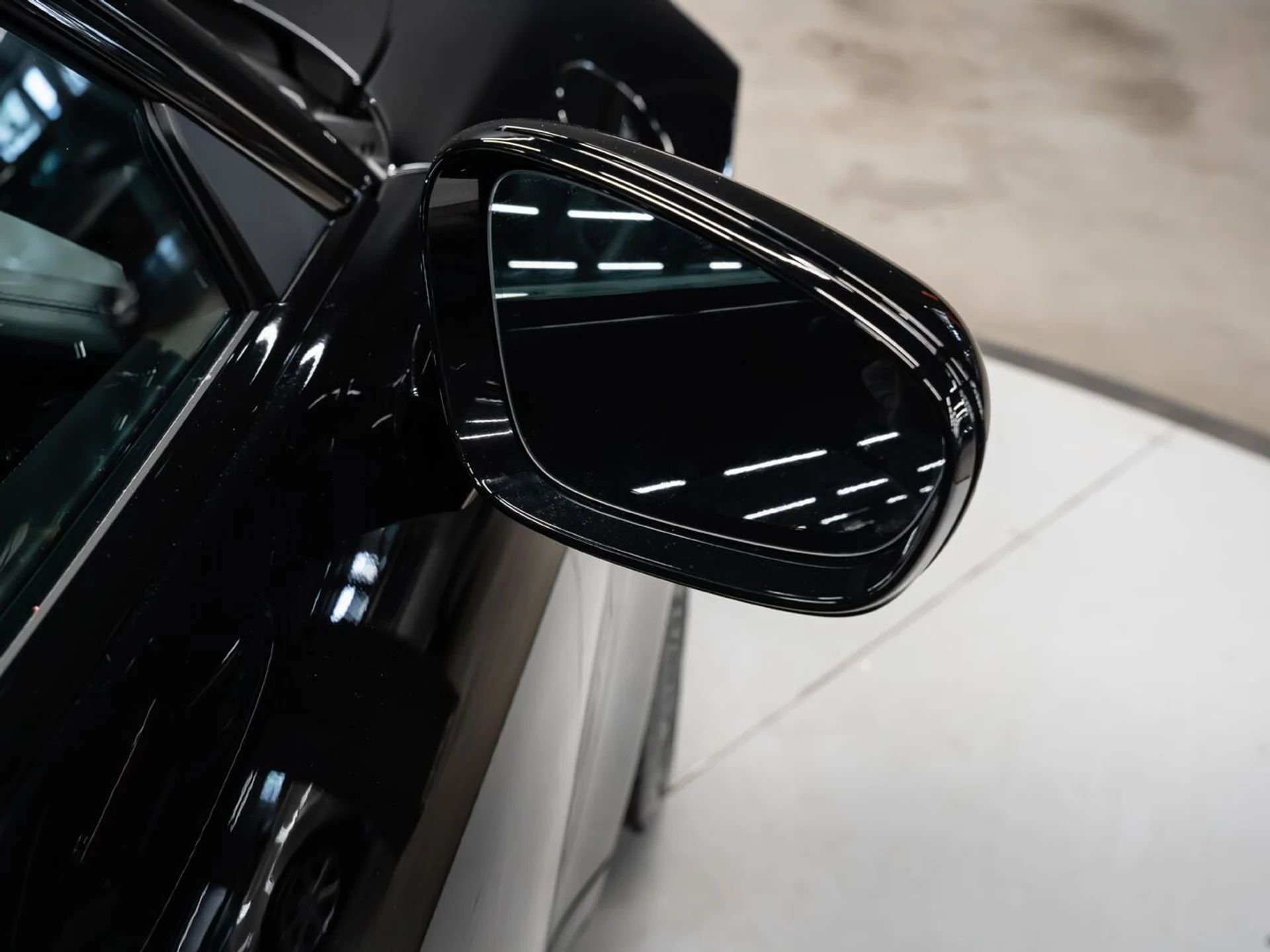 mph021_1175843921_porsche_911_2022_64c2b4772a