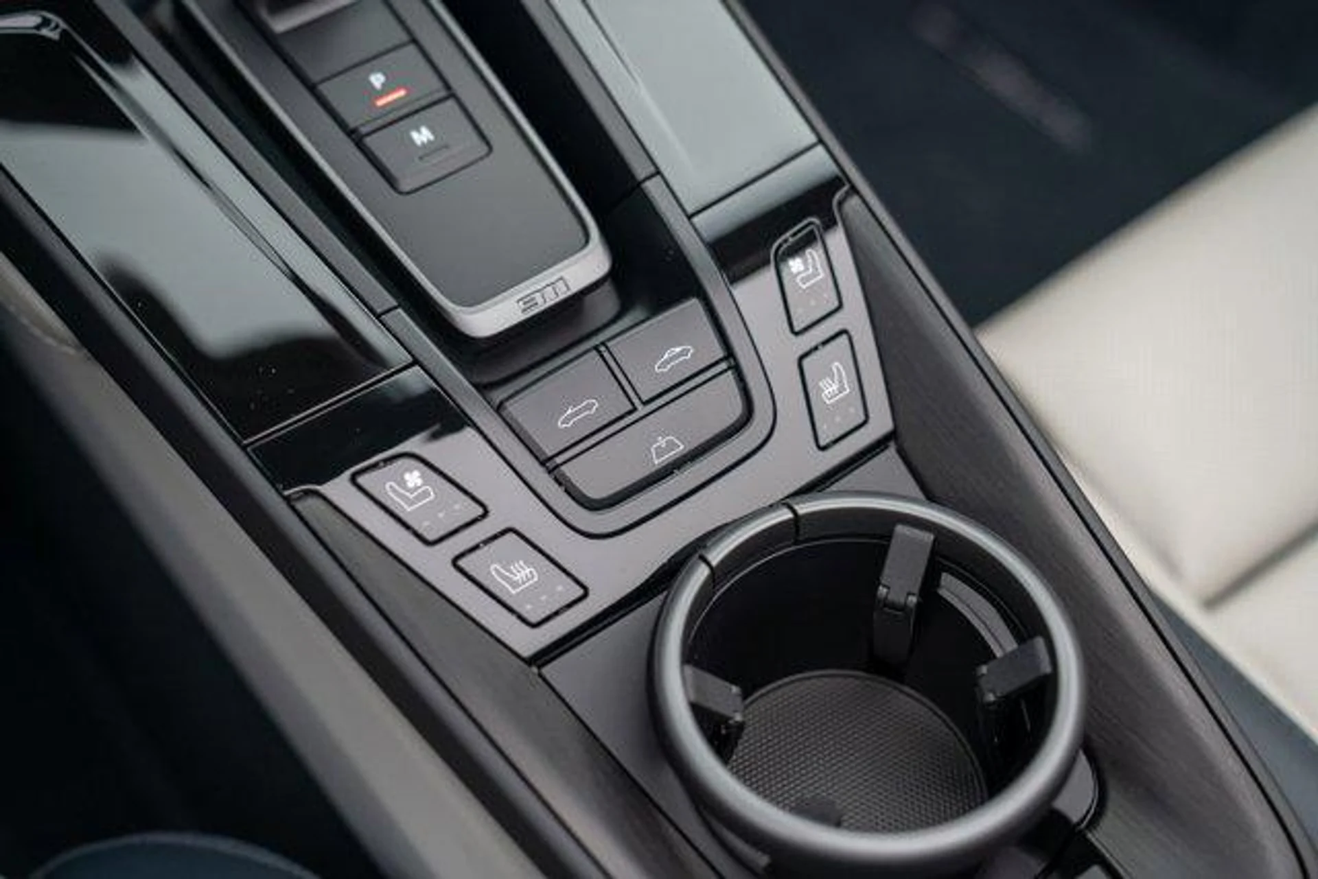 mph021_1177568449_Z_Uq_k_A_Uk_Li0s_I_Qn_U_Ctpv_N44_Jl_W8_cda9c4b246