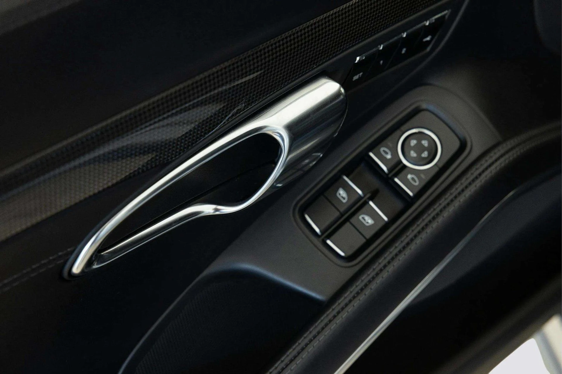 mph021_1178507023_image_22_99c926e45c