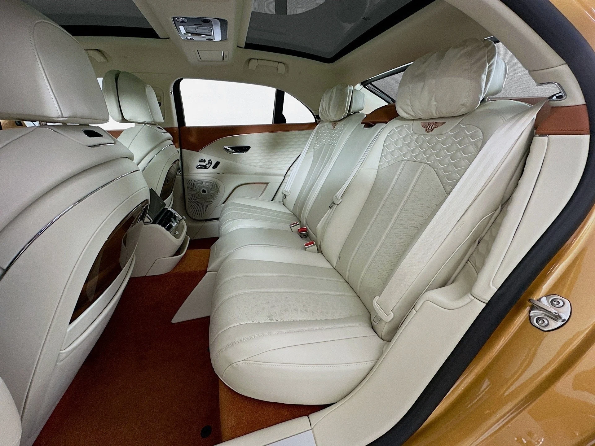 mph021_1183321664_22_aefd76dd40