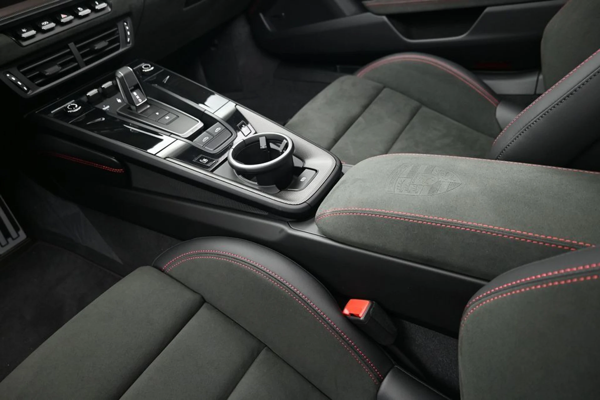 mph021_1190919835_b214c67ac7d5d448ab6c483334f013afx_f411c94d66