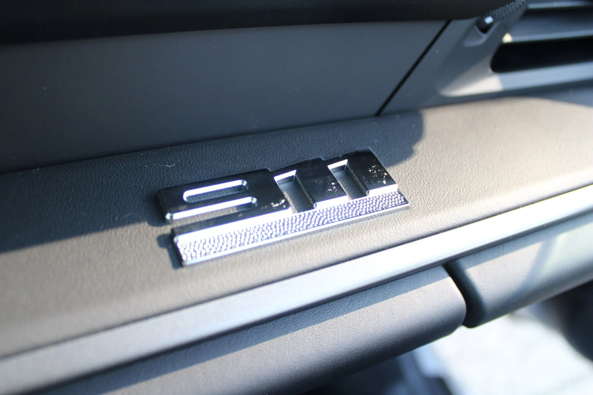 mph021_1193444829_8c5b9d8f5498c3bda0d266082b3924b0x_e8b05f115d