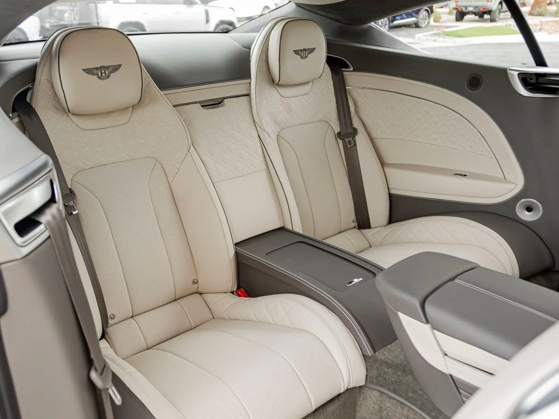 mph021_1196296618_22_73b1945b37