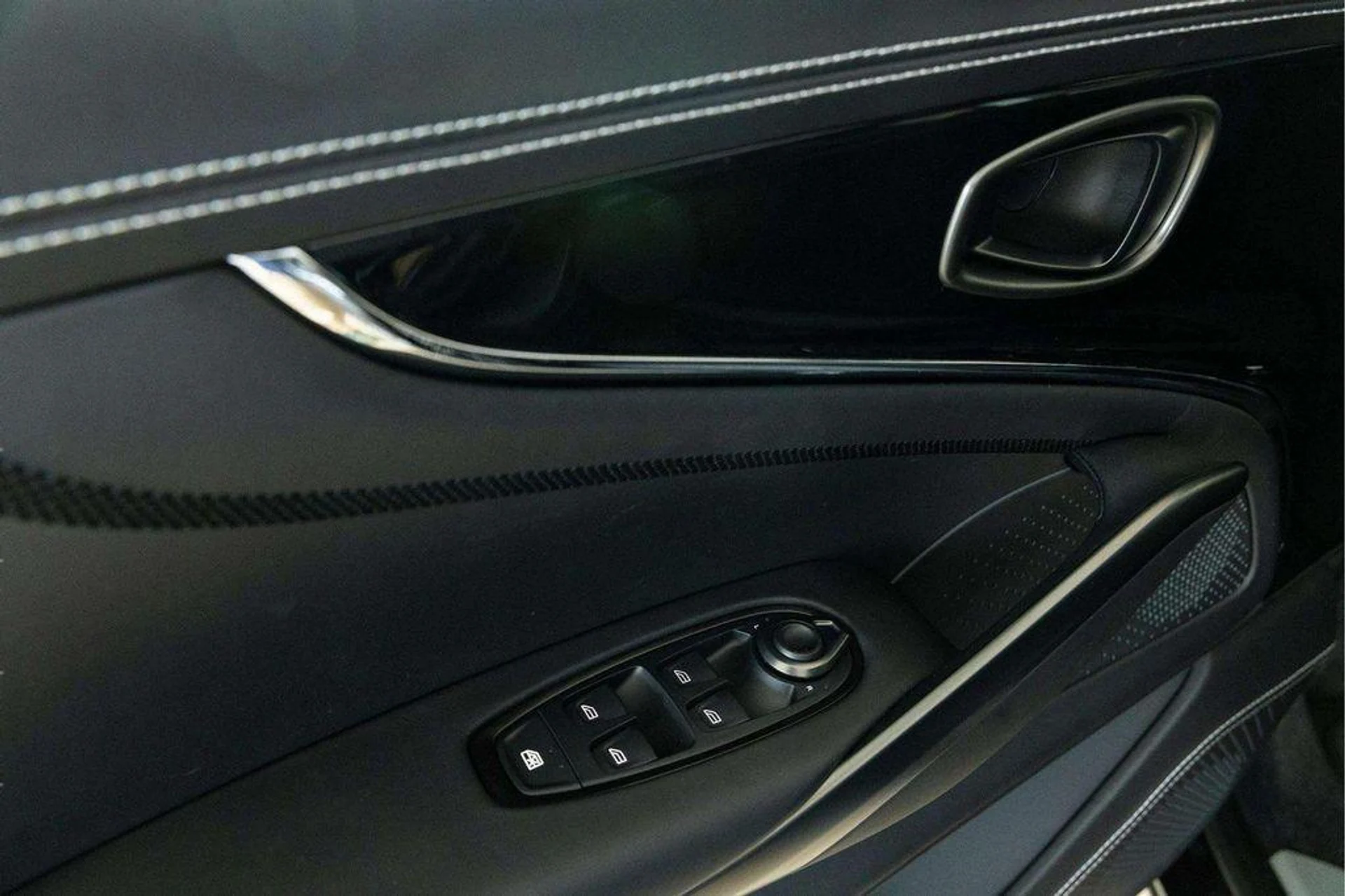 mph021_1204395834_Ivgo_HLZ_5_N_e8_C7bit_Ouk_Oh_TA_9o0_7839a1d906