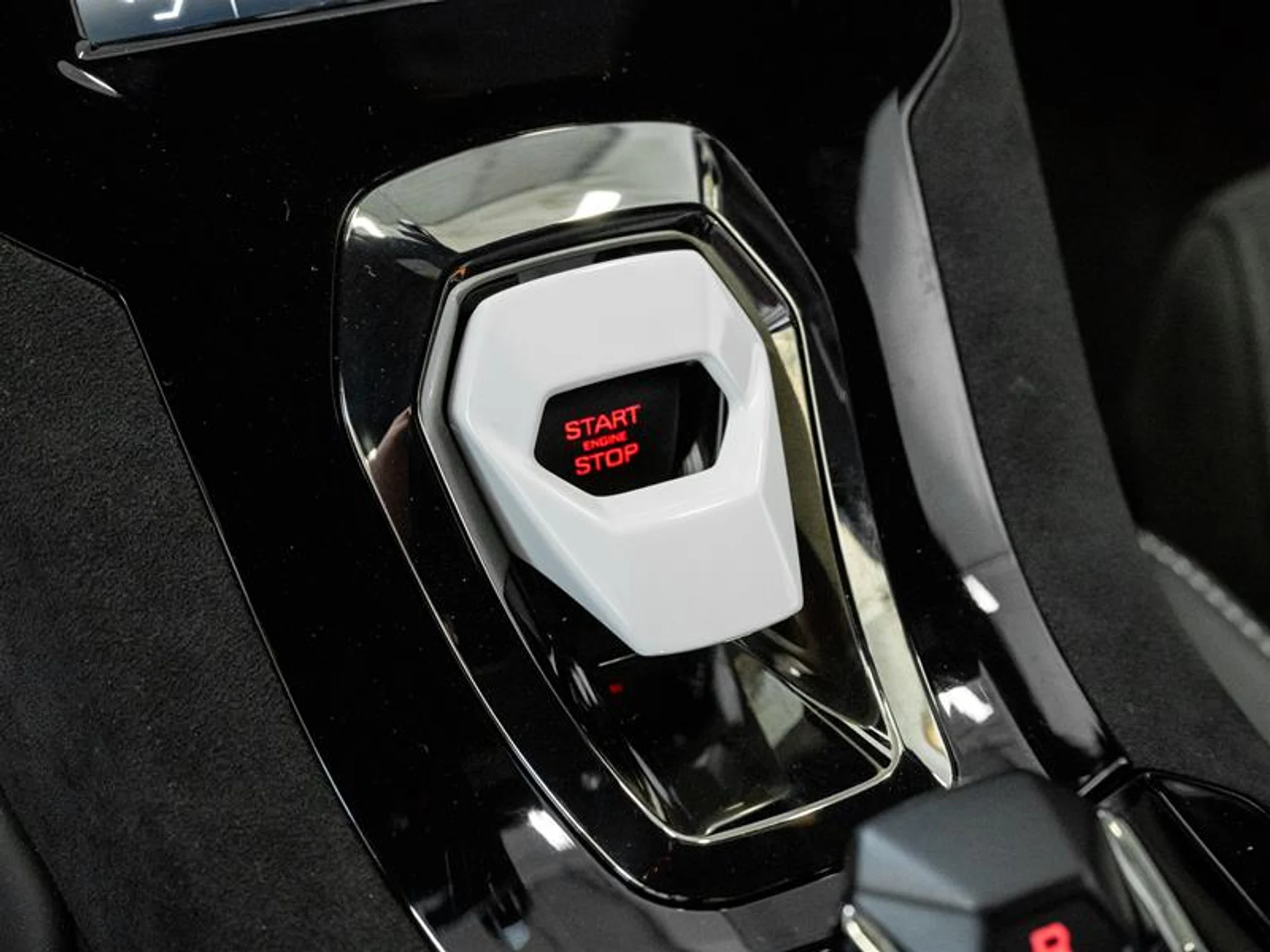 mph021_120674712_11902086_1640334216_0b0ba985a2