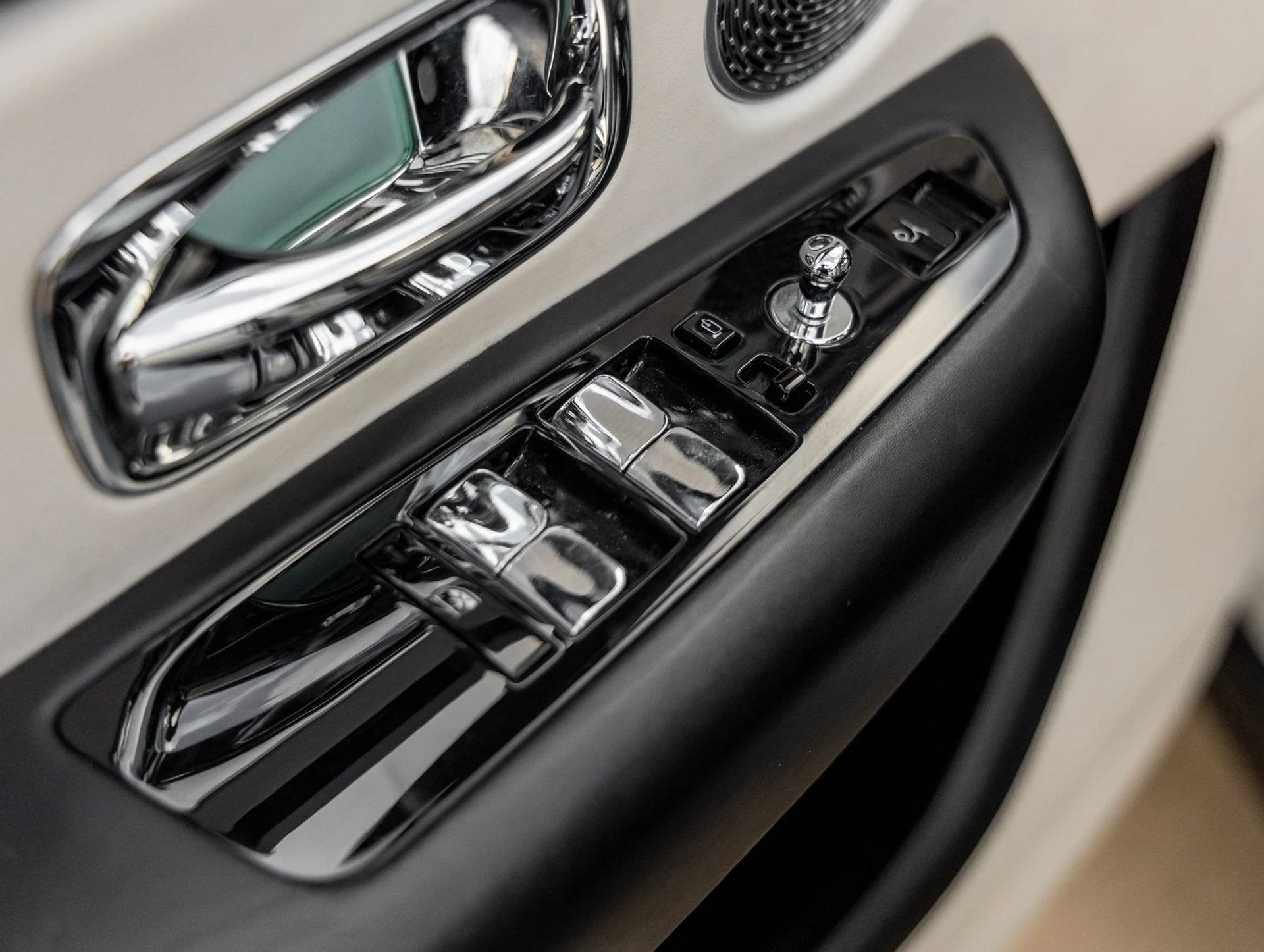 mph021_1206974136_22_a1a793a56d