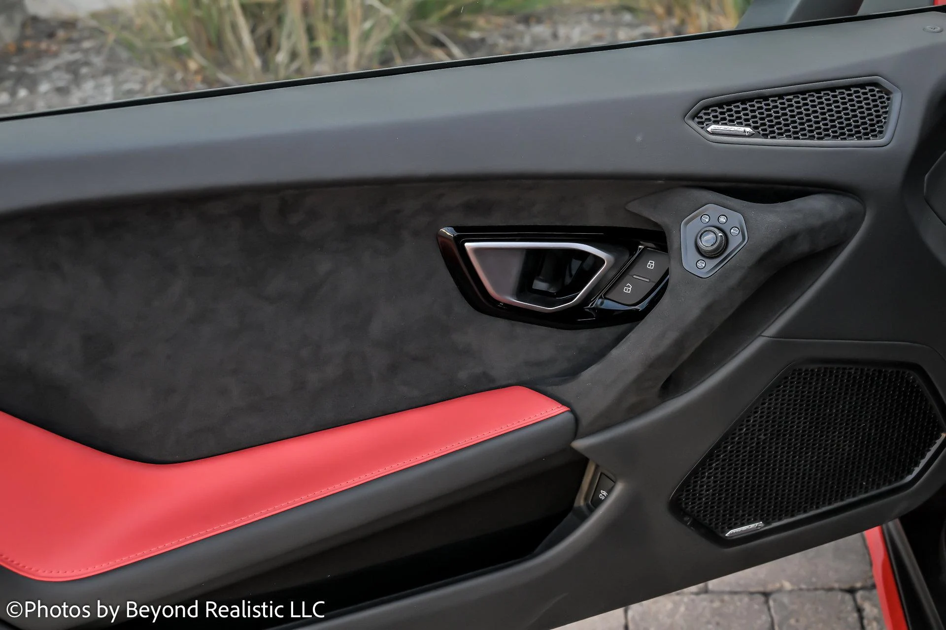 mph021_1212366908_Used_2023_Lamborghini_Huracan_Sterrato_Certified_1762420294_fb3eb6e618