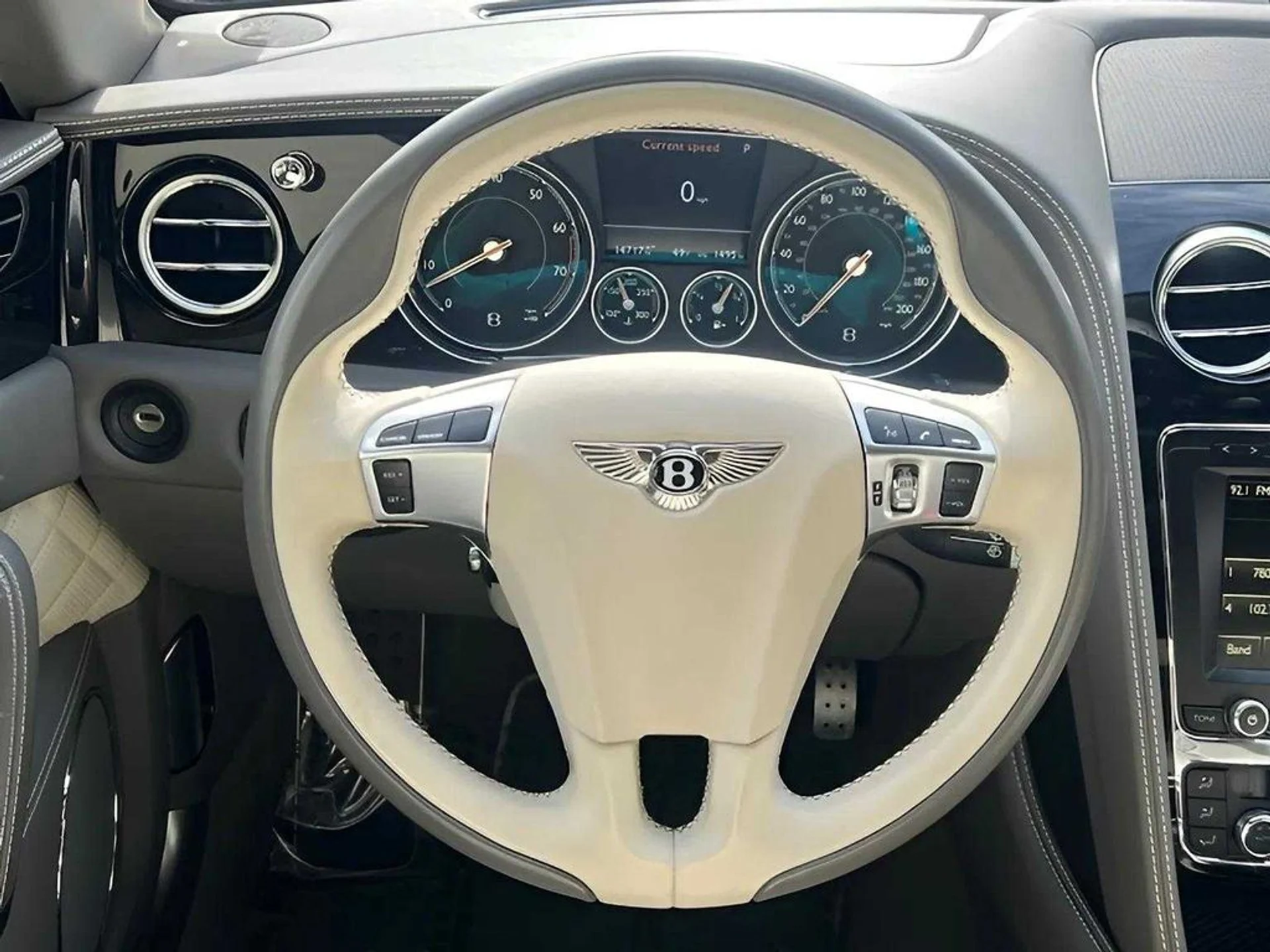 mph021_1221310927_2b423f35f54942c48175d2e1eb417575x_4406593e6c