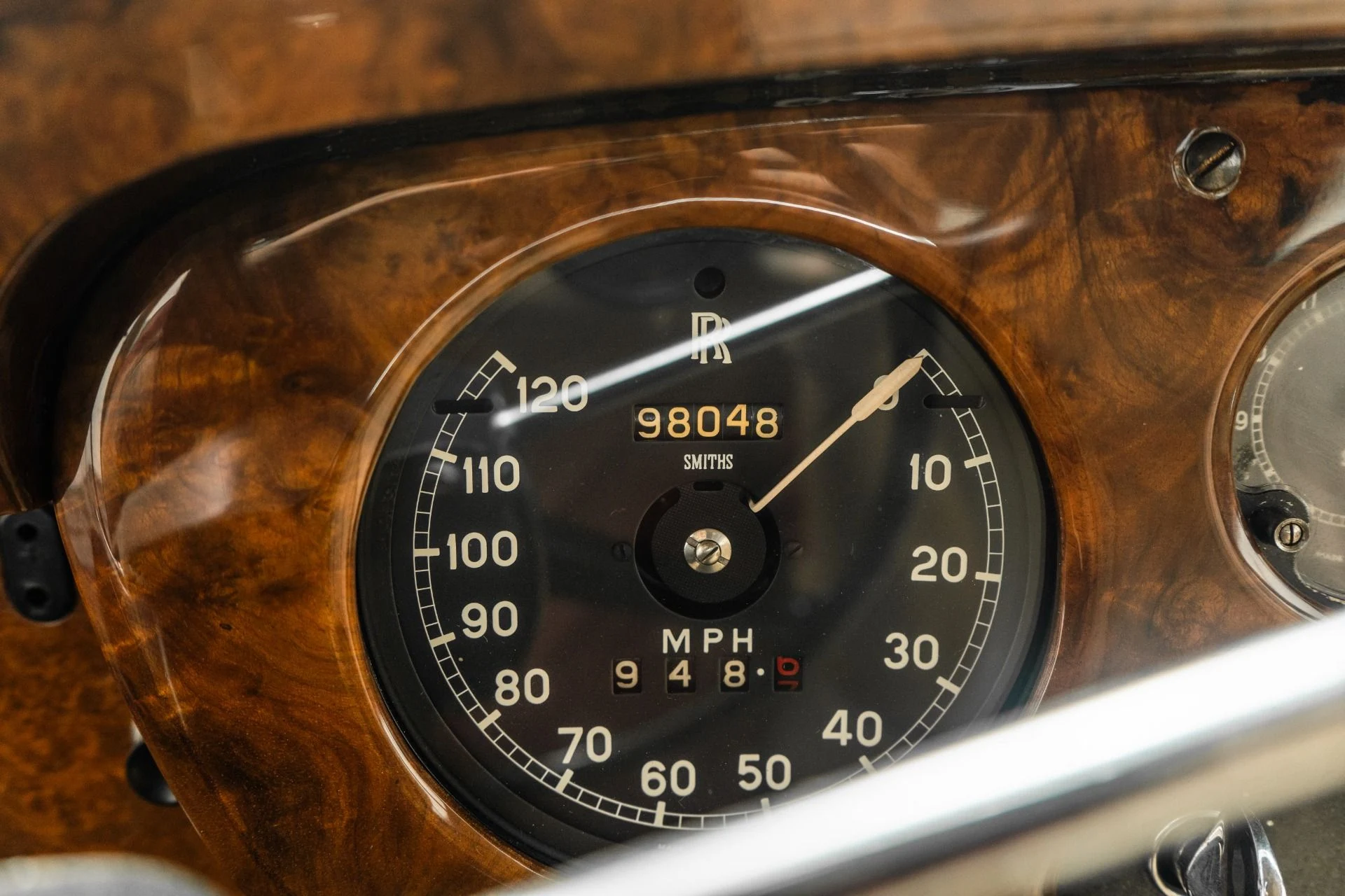mph021_1222260924_Used_1960_Rolls_Royce_Silver_Cloud_II_1757511500_5c15c9a198