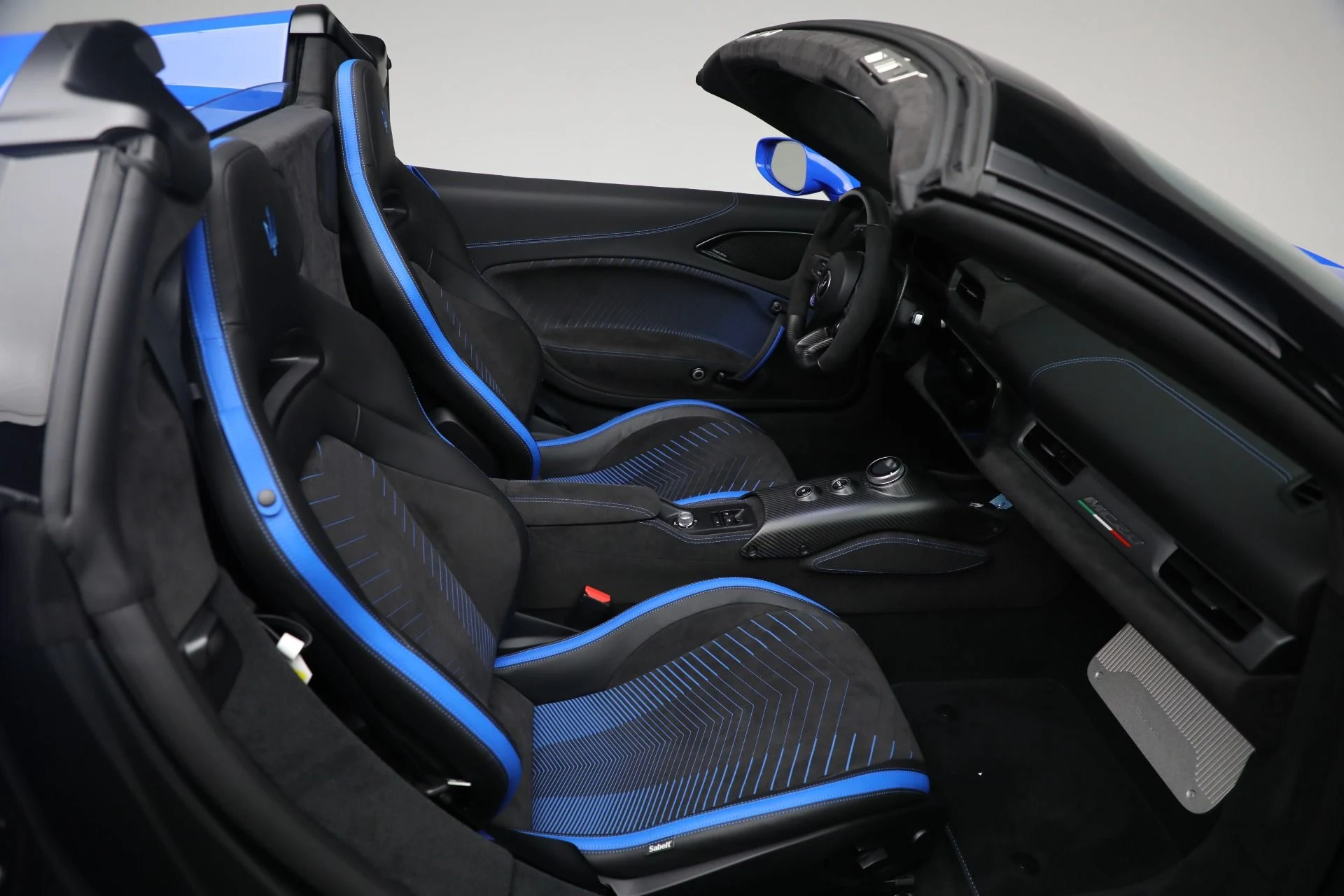 mph021_1230440932_New_2024_Maserati_MC_20_Cielo_49091bd530