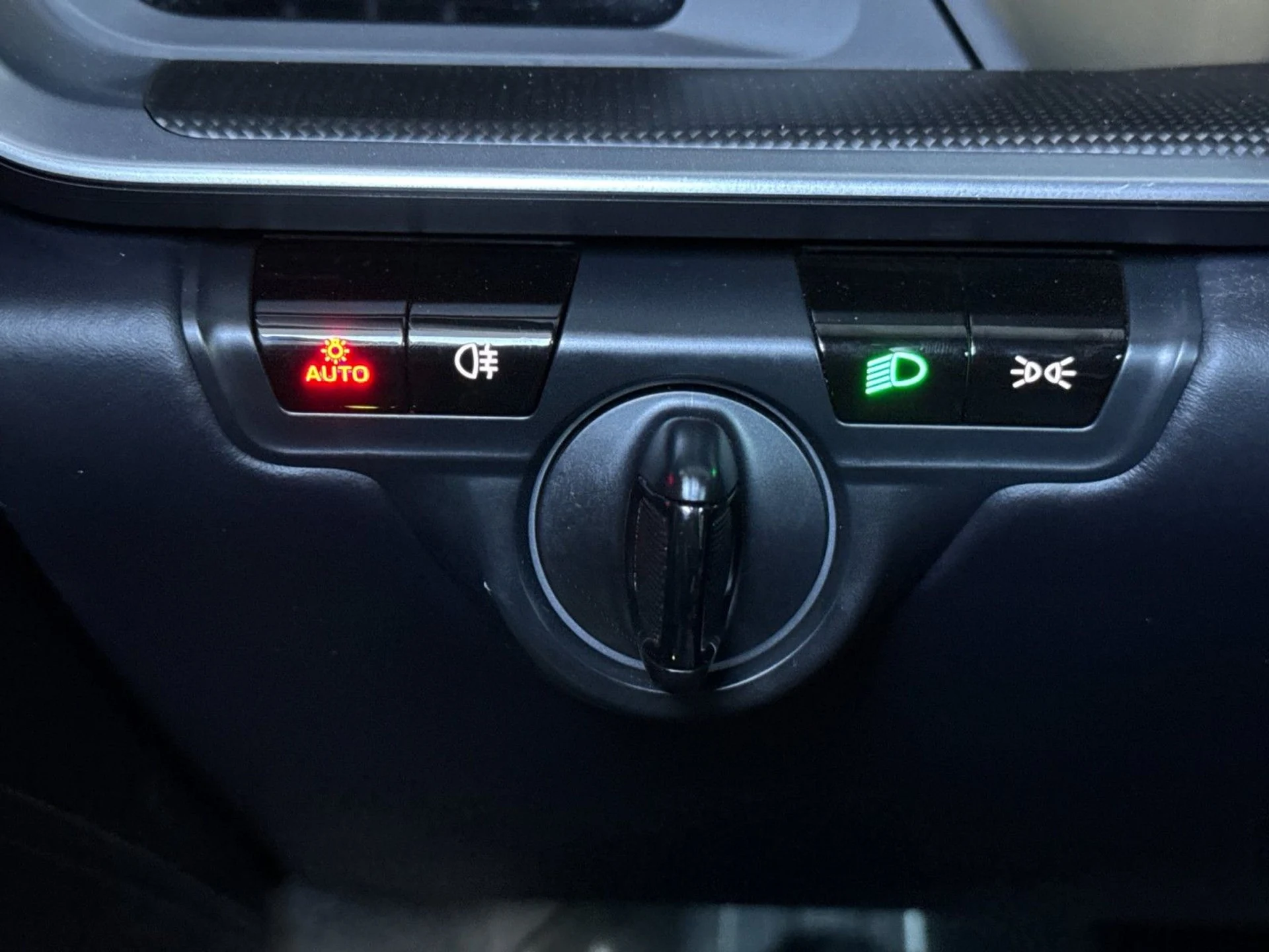 mph021_1230493746_8603c449dc49a42d0b0649ccf6e5fff1_8c2561458f