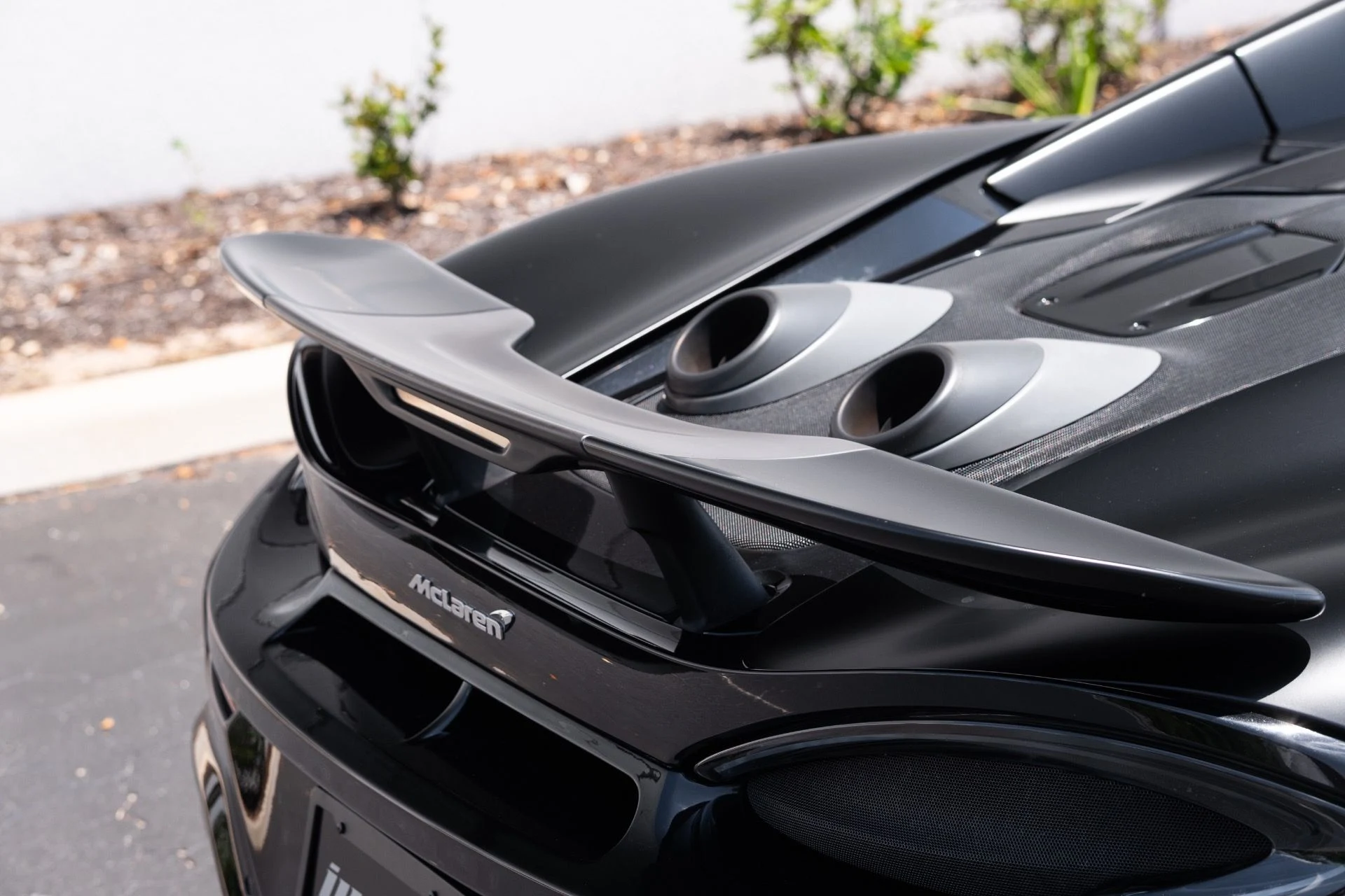 mph021_1236052341_Used_2020_Mc_Laren_600_LT_Spider_1777683244_6509763468