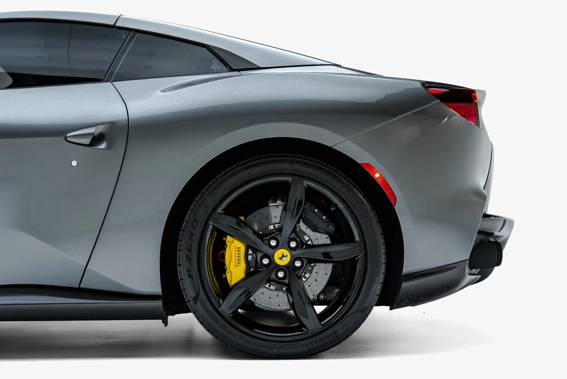 mph021_1239442397_Used_2023_Ferrari_Portofino_M_1792006320_a6a4c19edd
