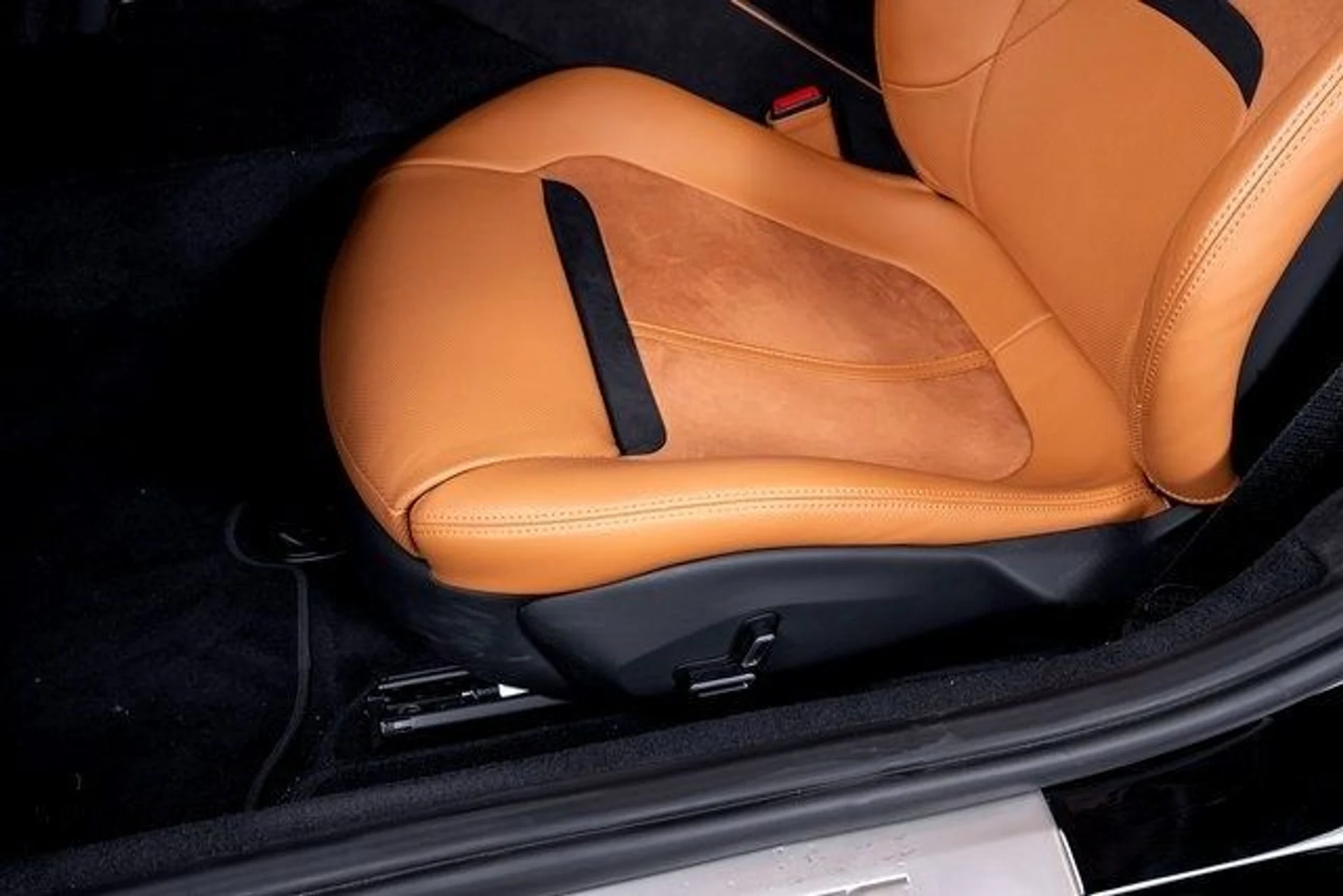 mph021_1242487314_8cd5a3bfee6cc495fd4cdf2484e3176cx_146ae8e1de