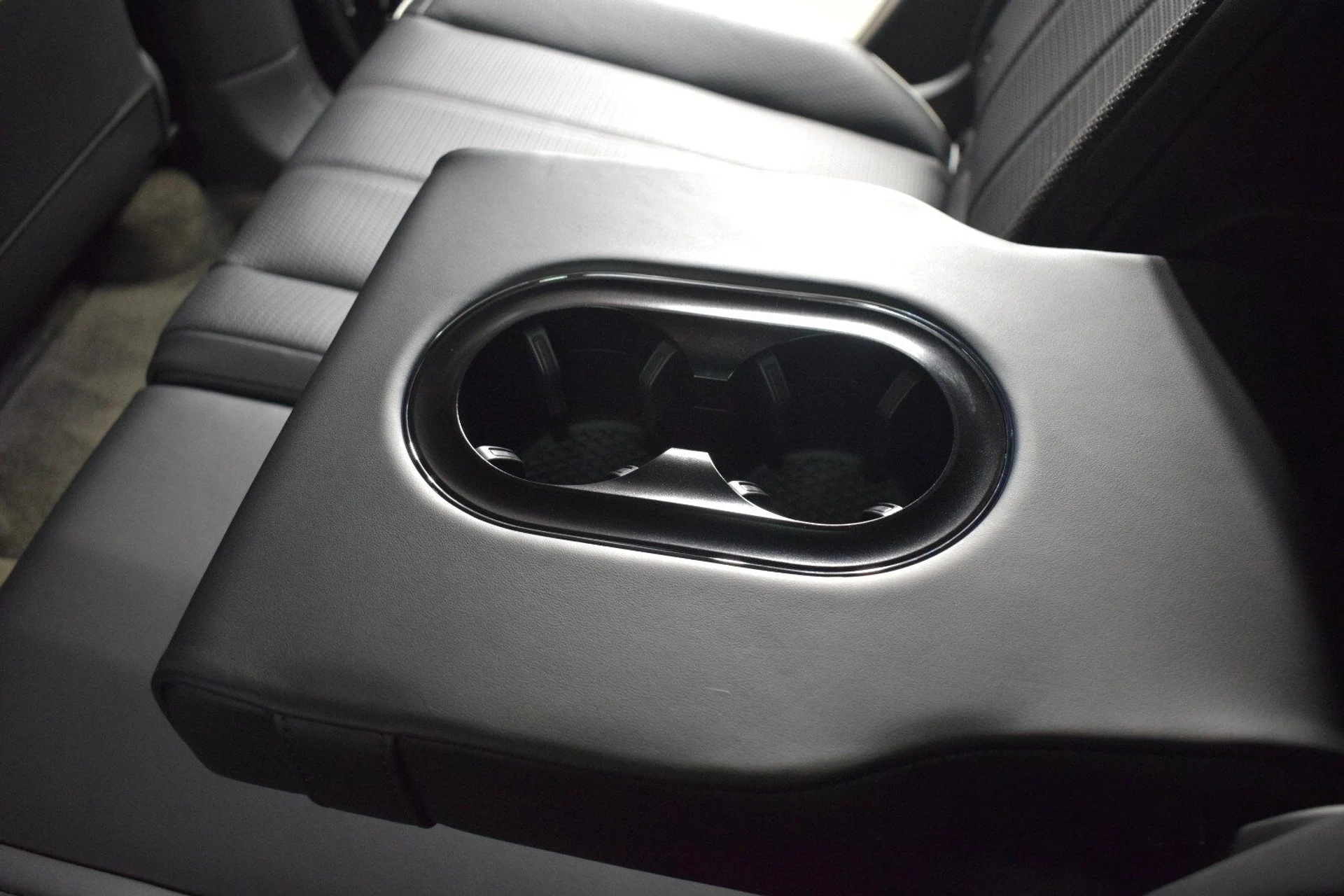 mph021_125035545_7686dc518cc291916c369b472b099984x_603a5eb7b6