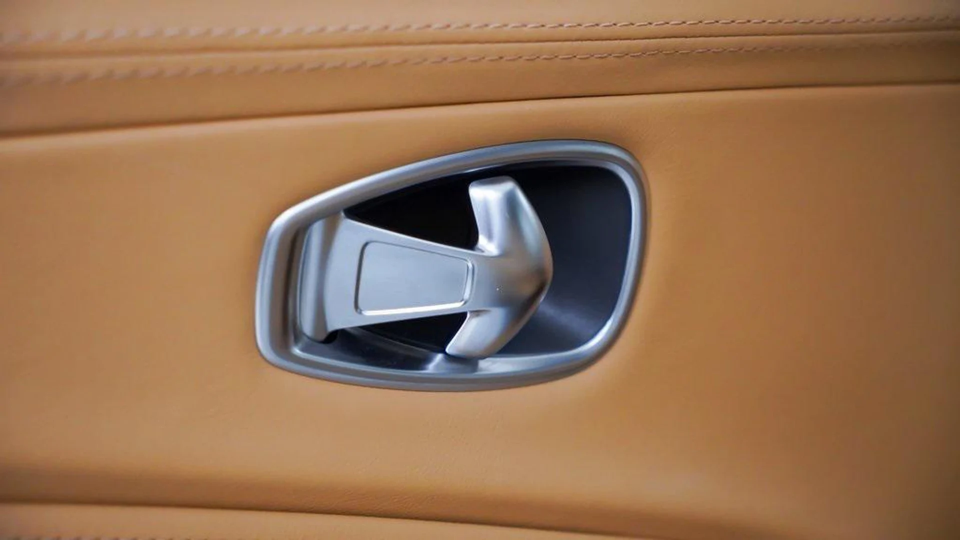 mph021_1256712908_bl8_Ld_Akv_Sw_GY_Jj_JV_Ez_Nr_GDP_UCA_625e623293