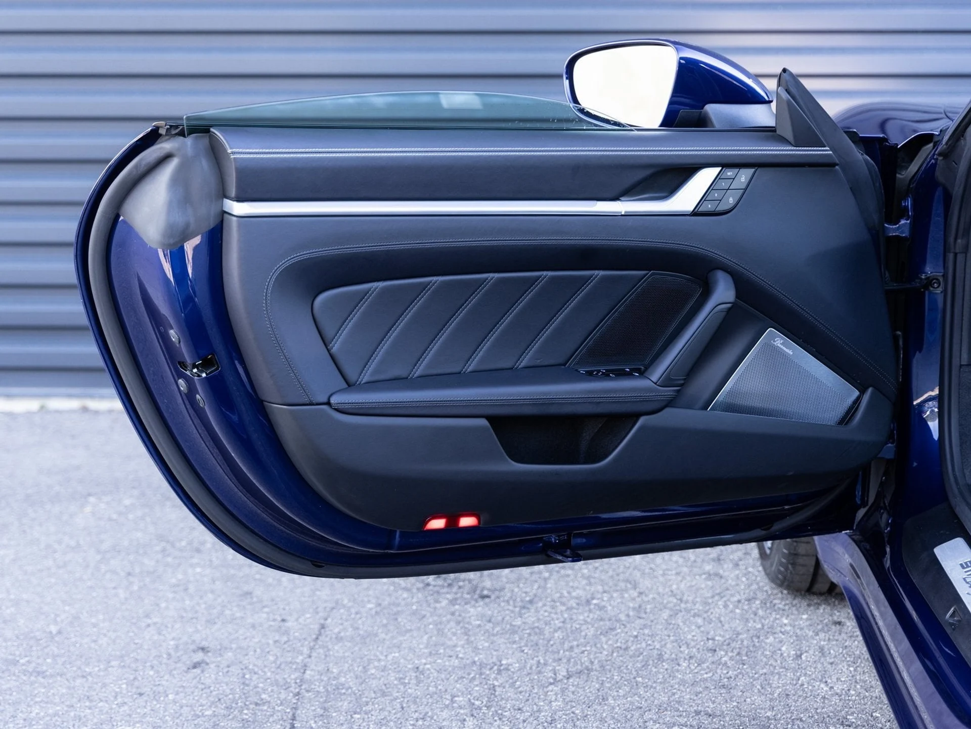 mph021_1257479174_22_25b7ddd704