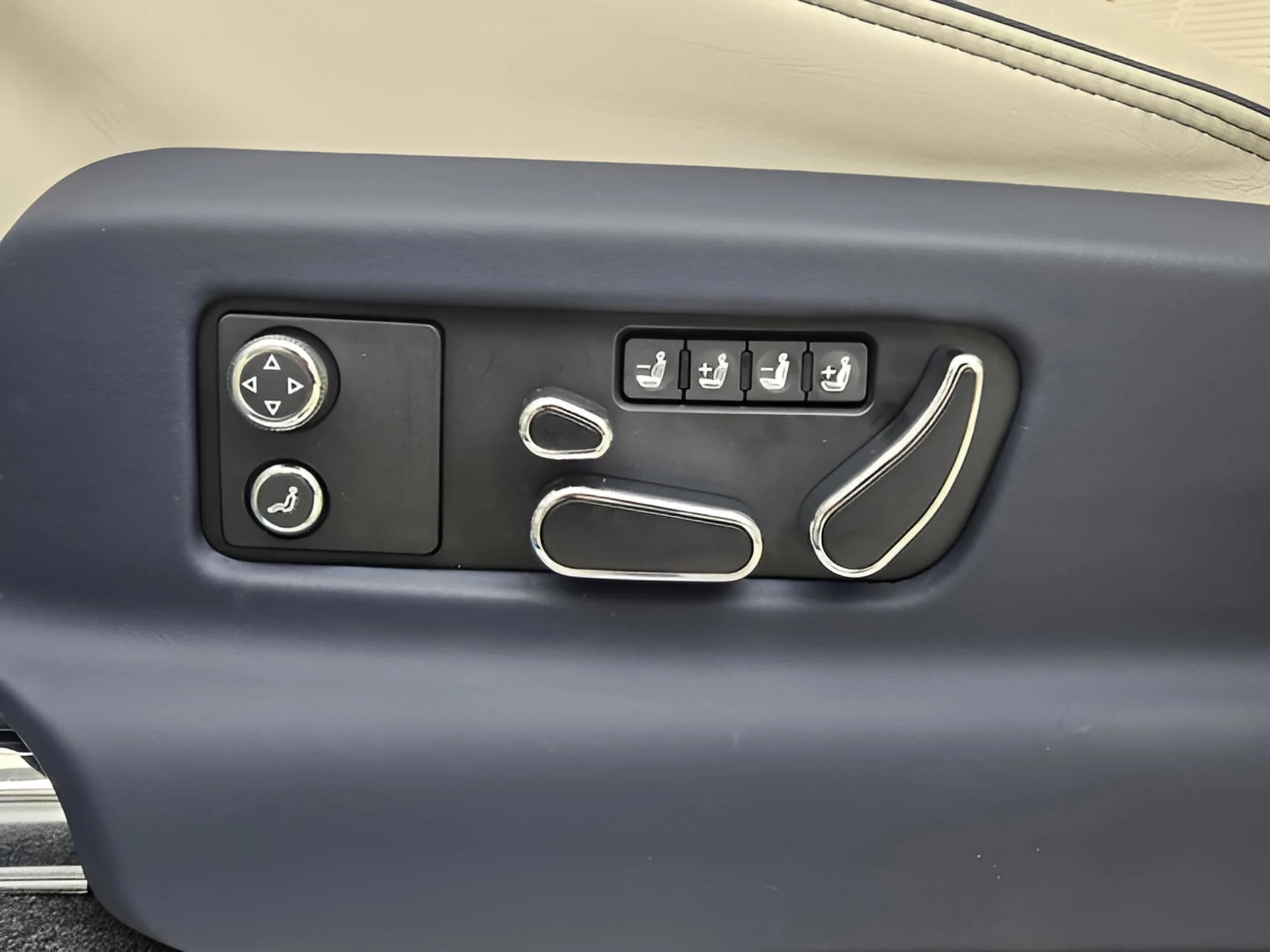 mph021_1260805494_9770e32b9cd80429c85fb13690a37a8bx_8689aecd95