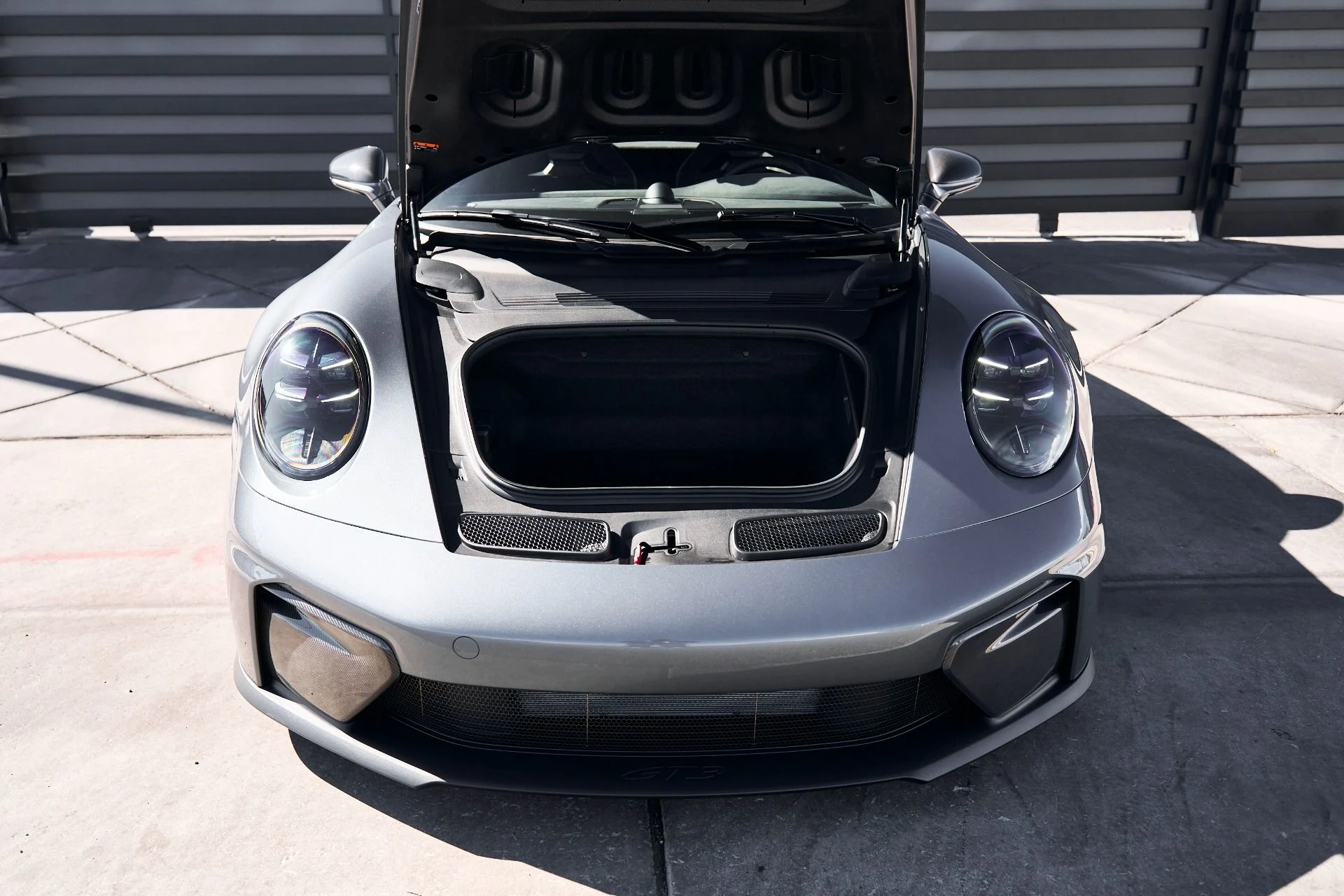 mph021_1263084614_Used_2025_Porsche_911_GT_3_1760569981_ce6155b9da