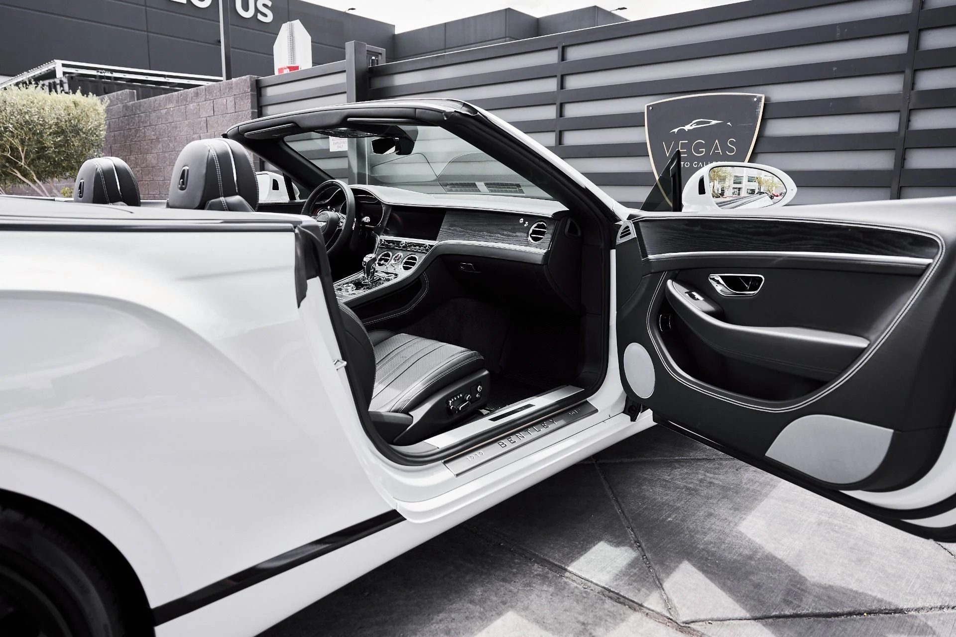 mph021_1265164275_Used_2020_Bentley_Continental_GT_V8_1777078742_d578e601c1