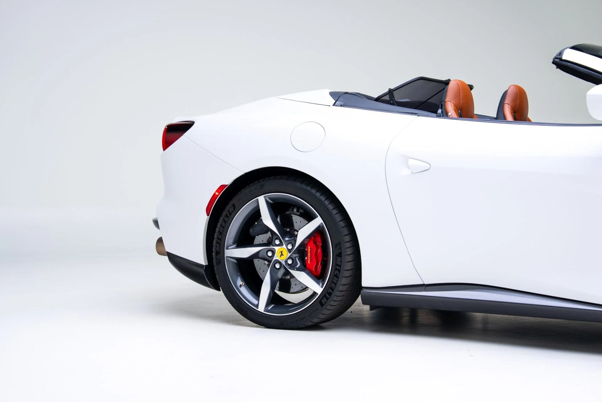 mph021_1267088589_Used_2022_Ferrari_Portofino_M_1769556173_3db53c8242