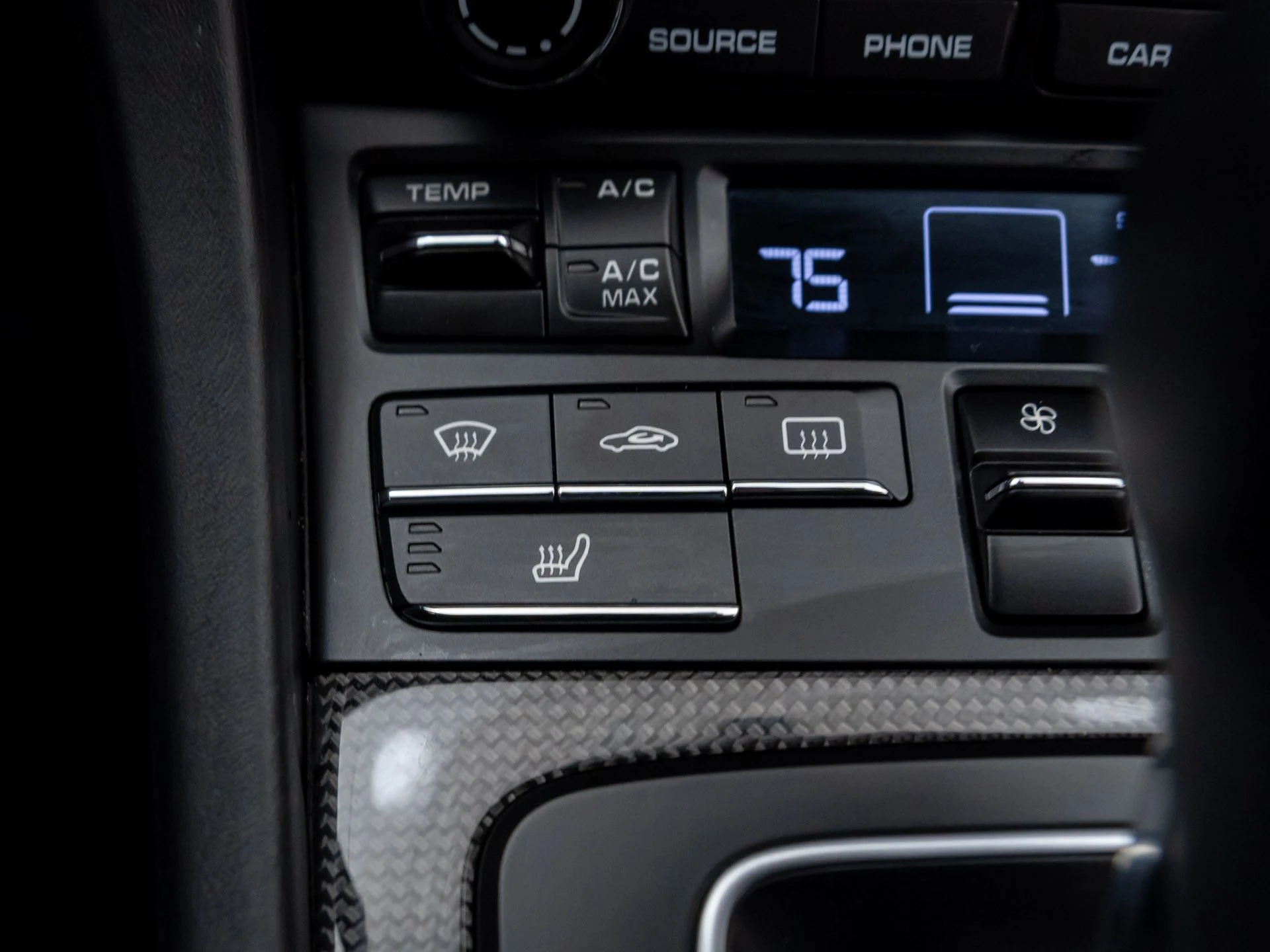 mph021_1275949176_4fc49c889b58fecf87f9eae0324c6b0fx_1ace33597f