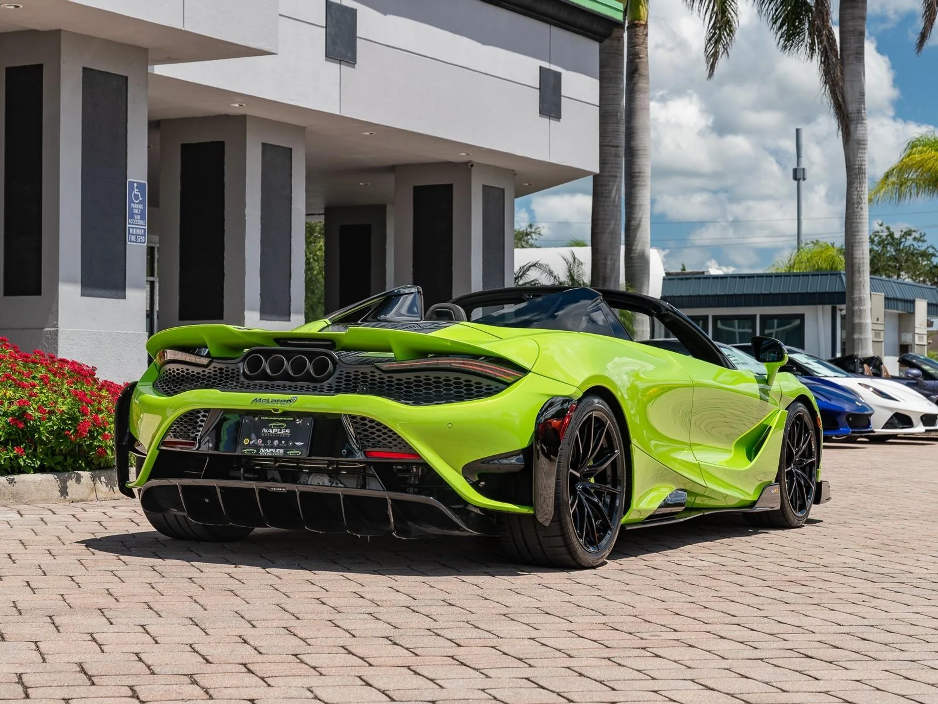 mph021_1276444420_Used_2022_Mc_Laren_765_LT_1750885552_b2bb580080