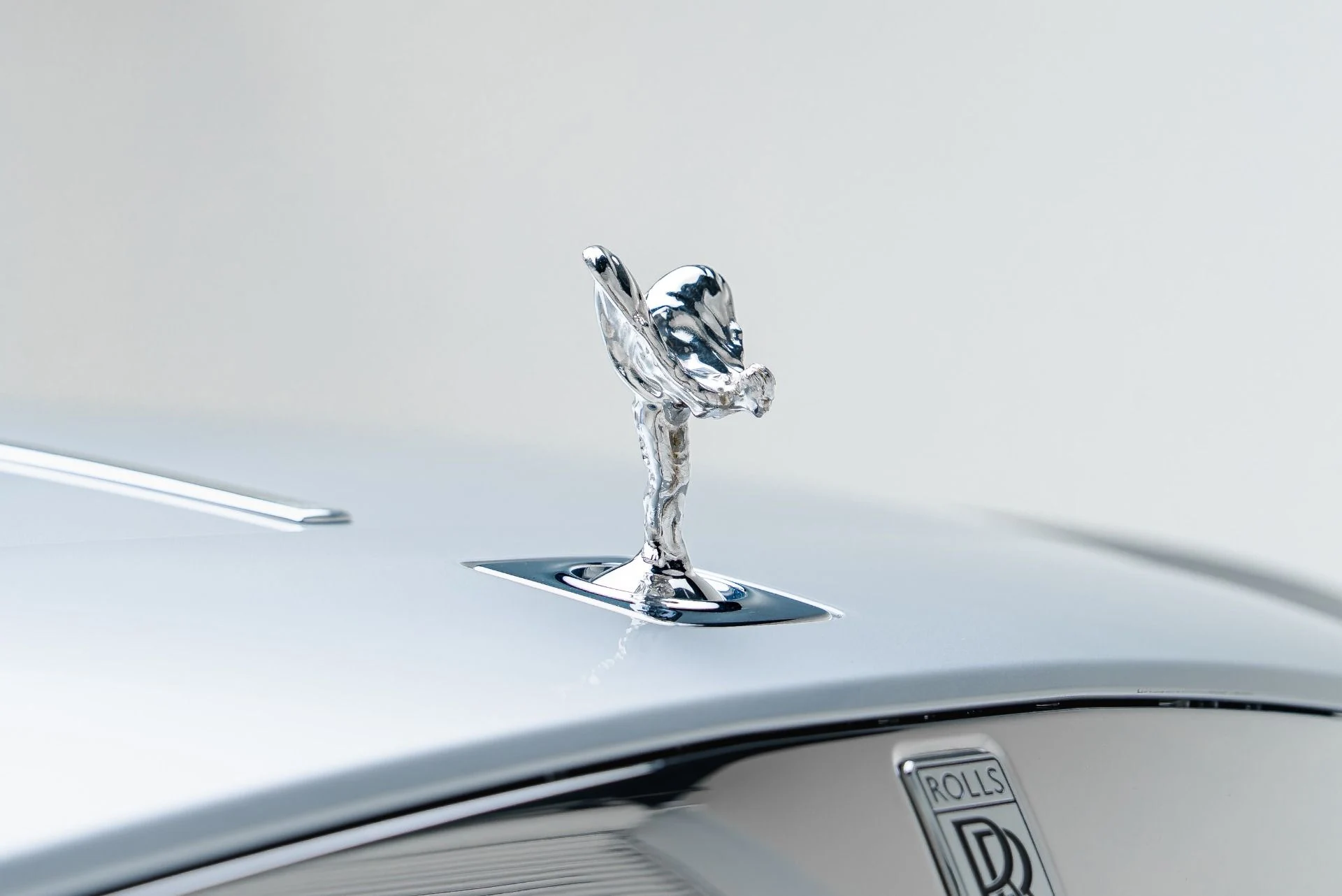 mph021_127727392_Used_2014_Rolls_Royce_Wraith_1791401971_1975d0c1f4