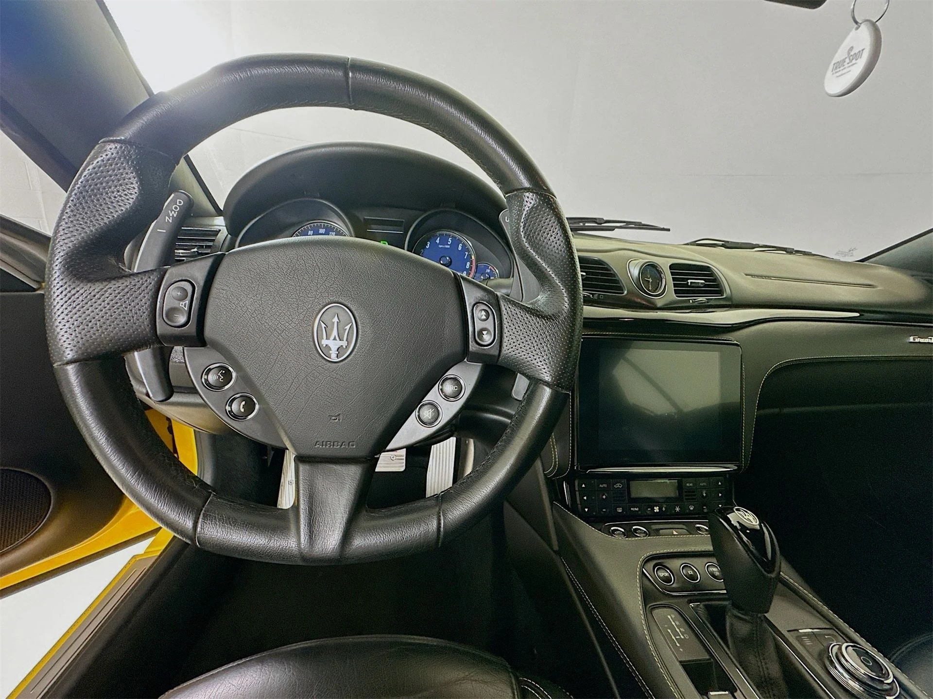 mph021_1284652318_42a290f5992e5f16c911080092620e29x_8419614aa4