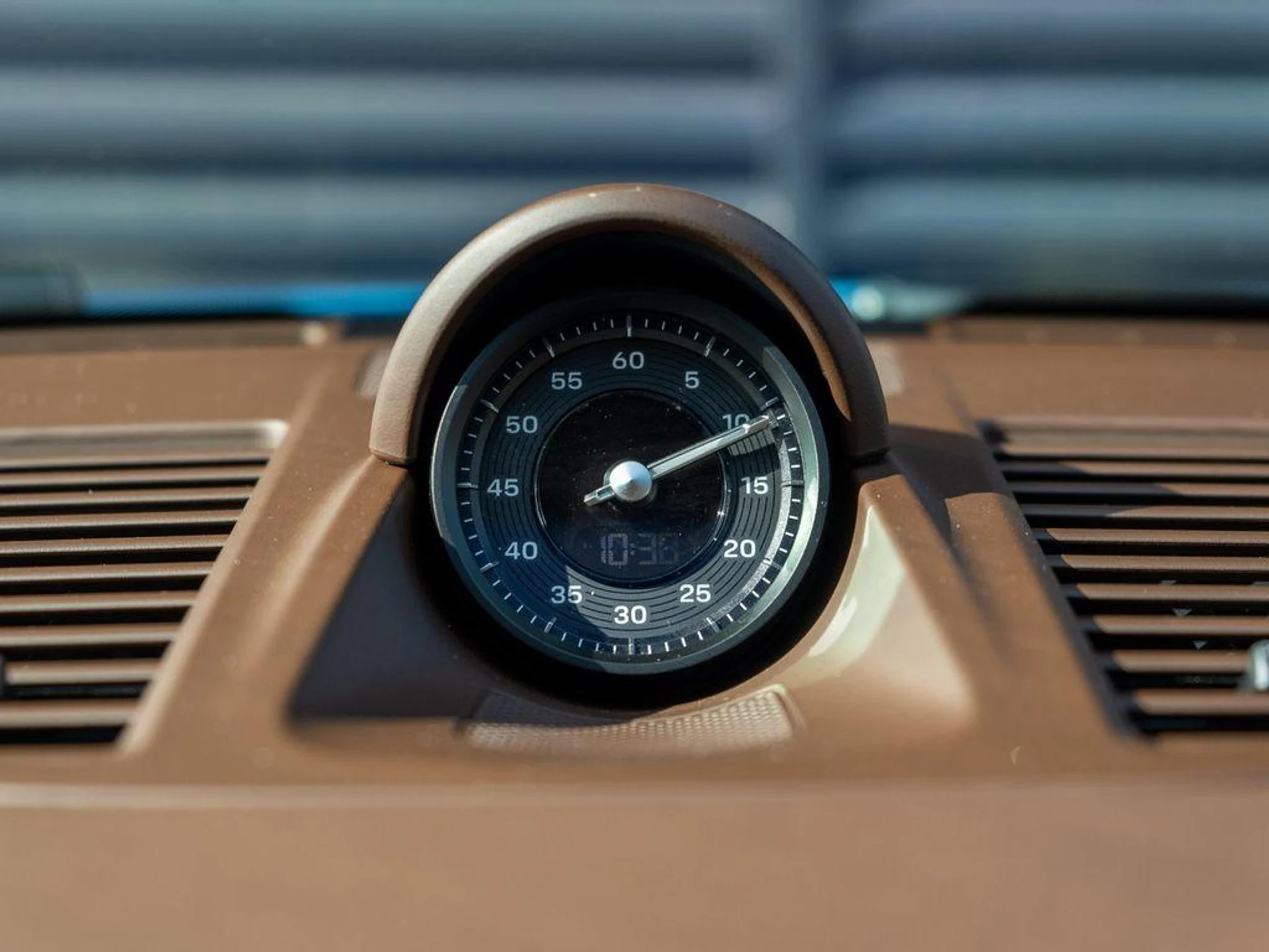 mph021_1285434006_T3fvvmi2de2x9z_U_Pl_K7_B_Fk_O_Ky0_9301a82202