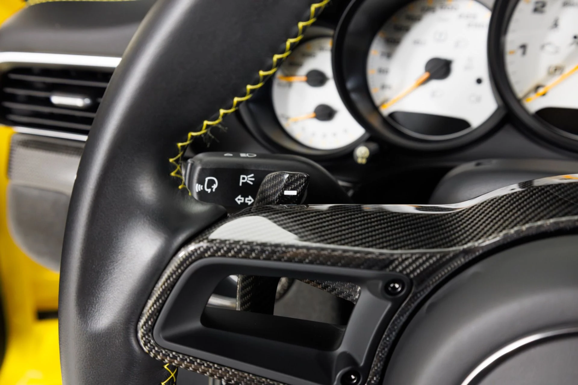 mph021_1290266946_Used_2018_Porsche_911_GT_2_RS_1787778677_9b36056fc4