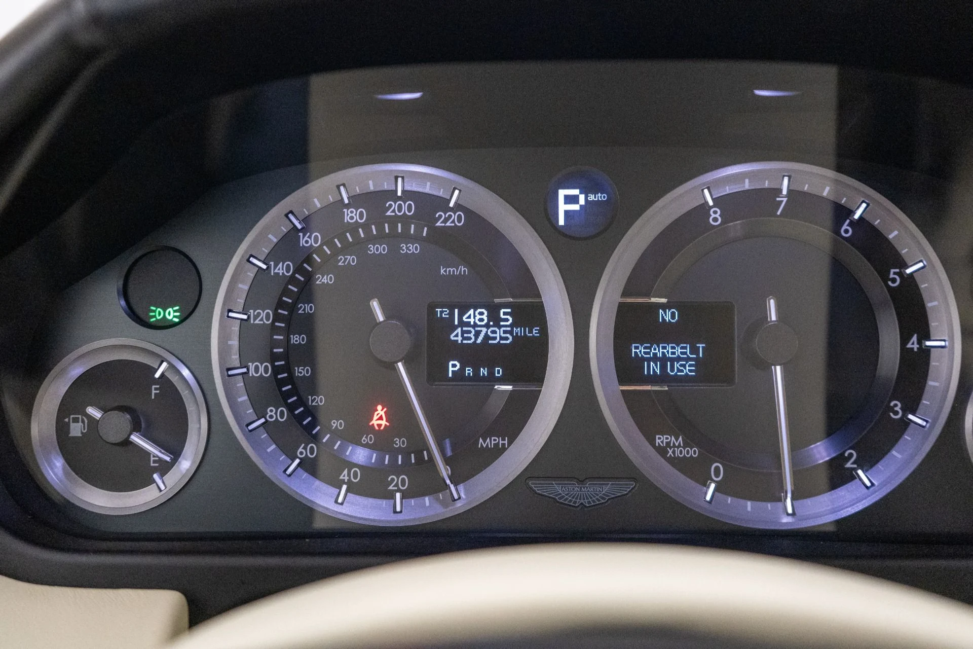 mph021_1295068091_Used_2012_Aston_Martin_Rapide_V12_power_High_Contrast_Color_Combination_1781621426_14b4a24ad0