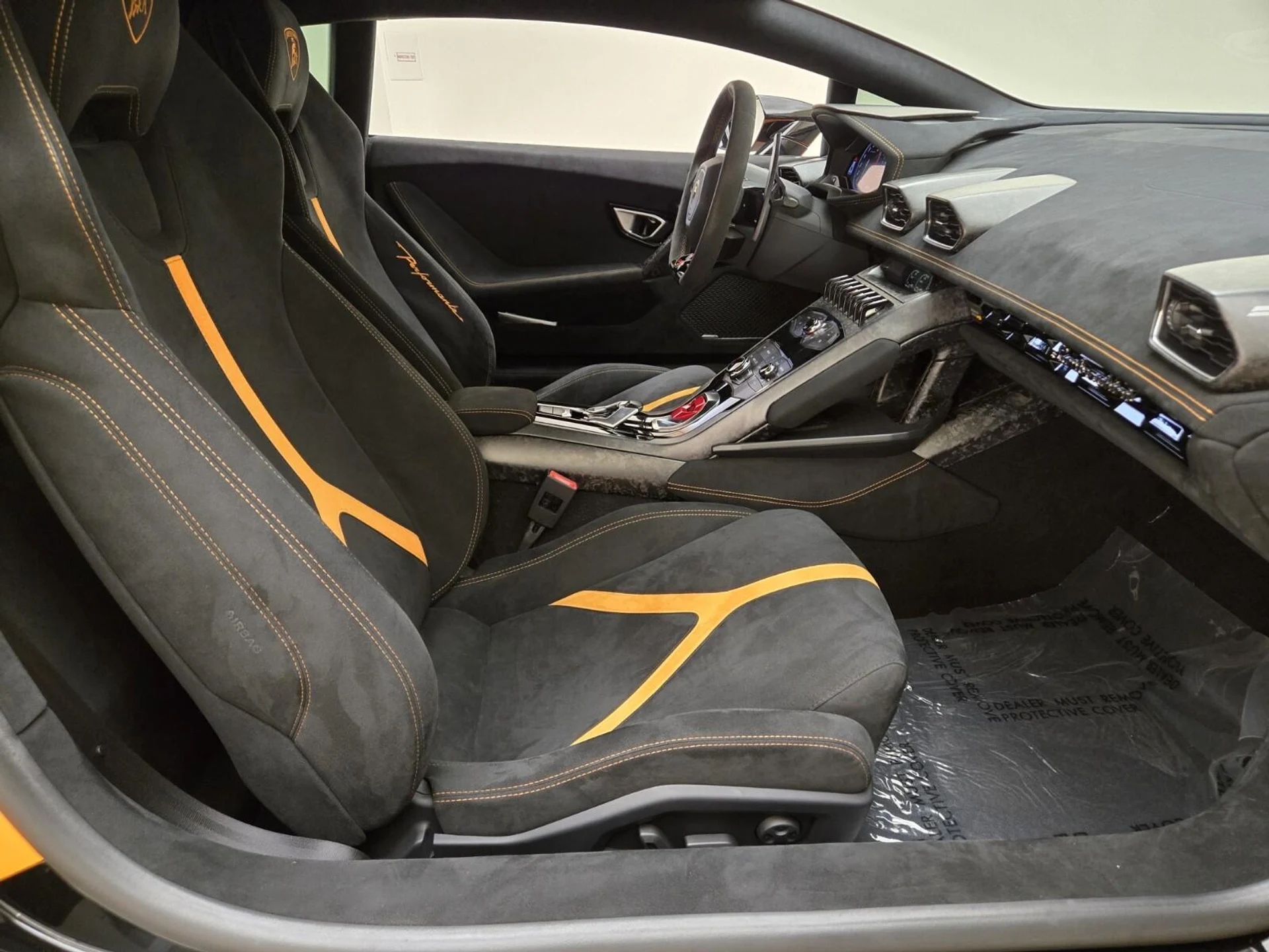 mph021_1297740546_Used_2019_Lamborghini_Huracan_Performante_1753165089_10d7313f1e