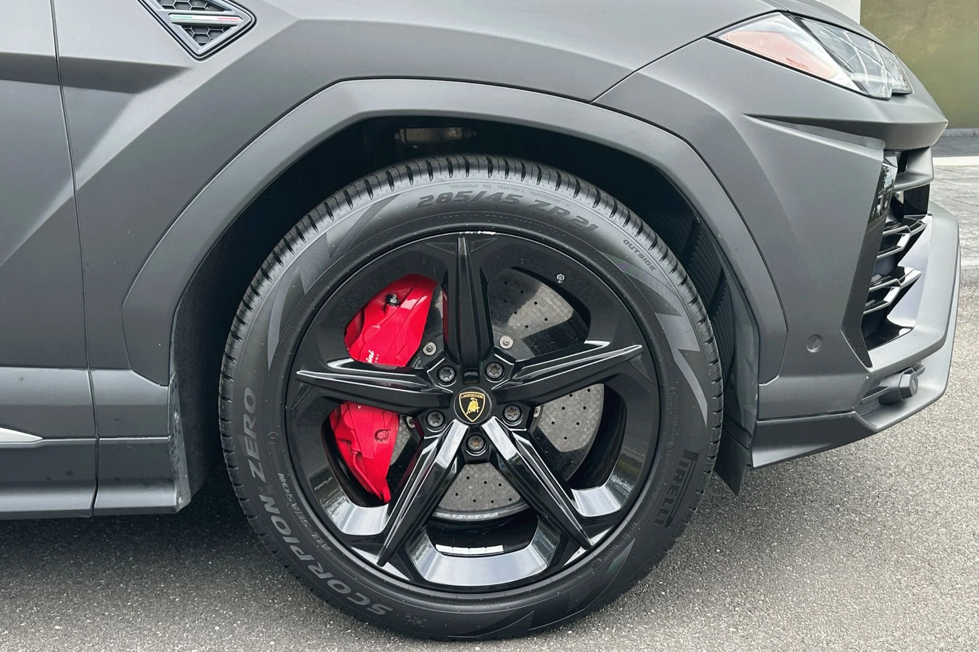 mph021_1311599039_Used_2019_Lamborghini_Urus_1760609107_70eba43b98