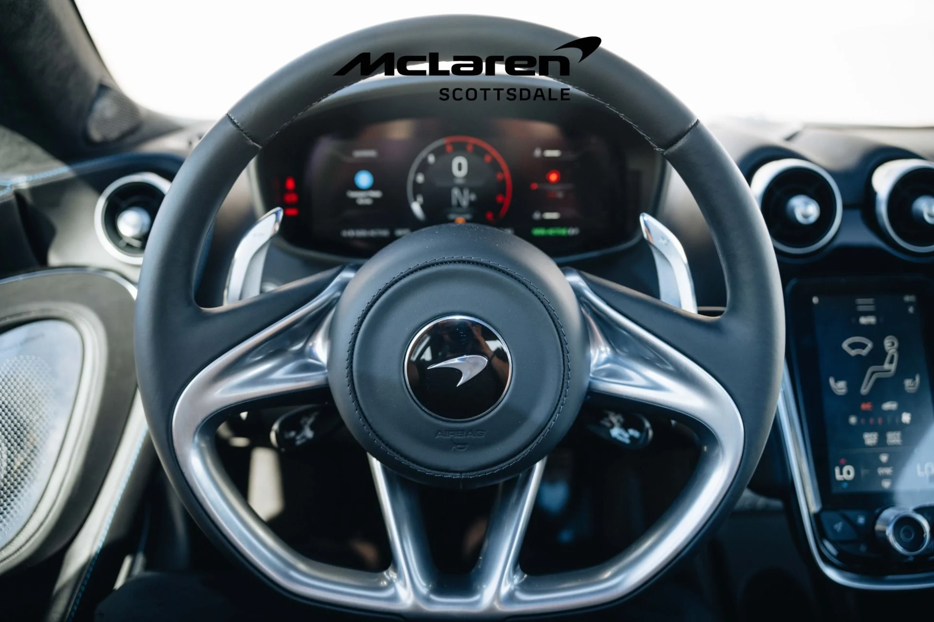 mph021_1314008010_Used_2025_MCLAREN_GTS_TECHLUX_1736985367_0c09c3ec71